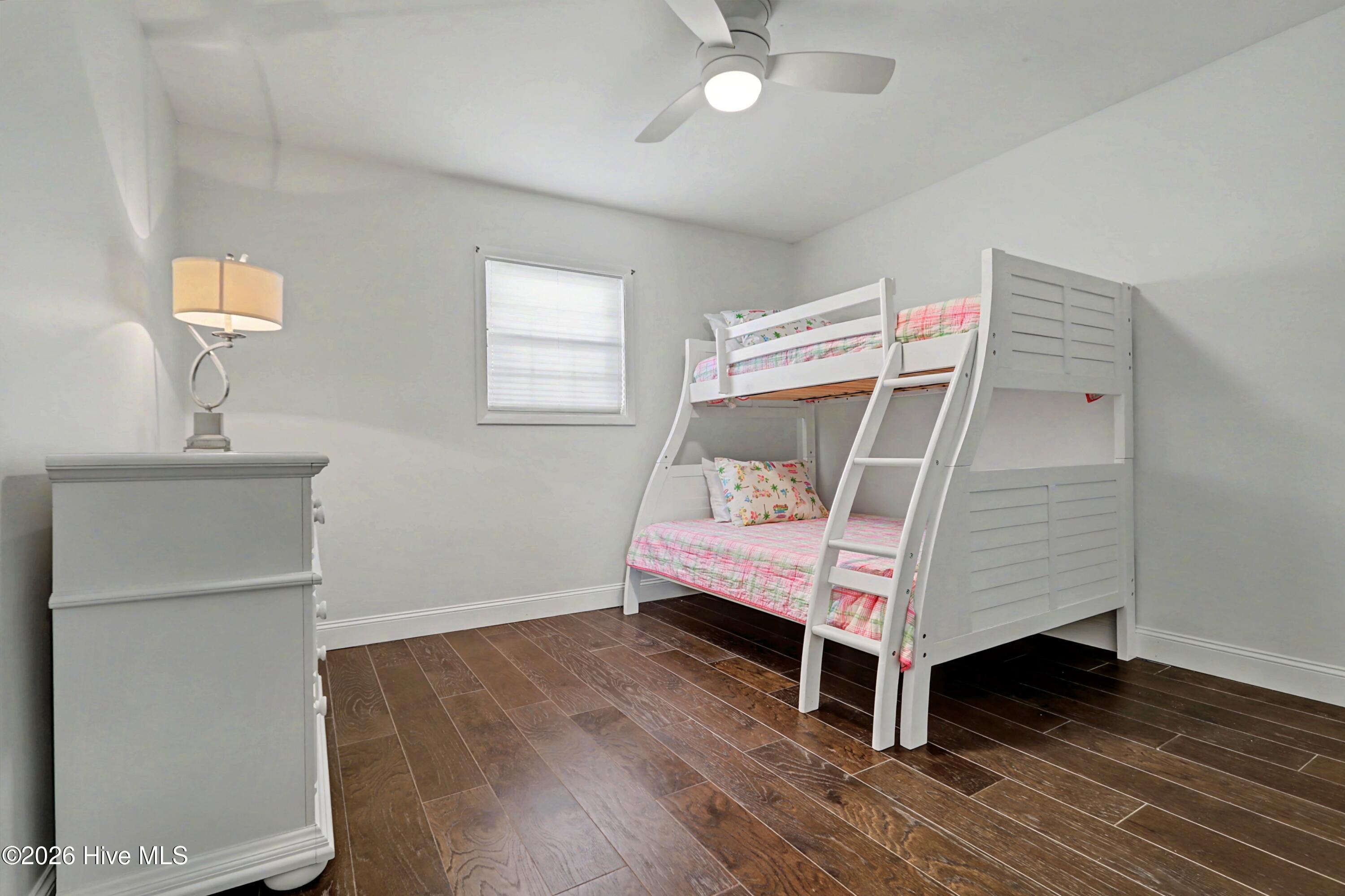 100561777 | Photo 20