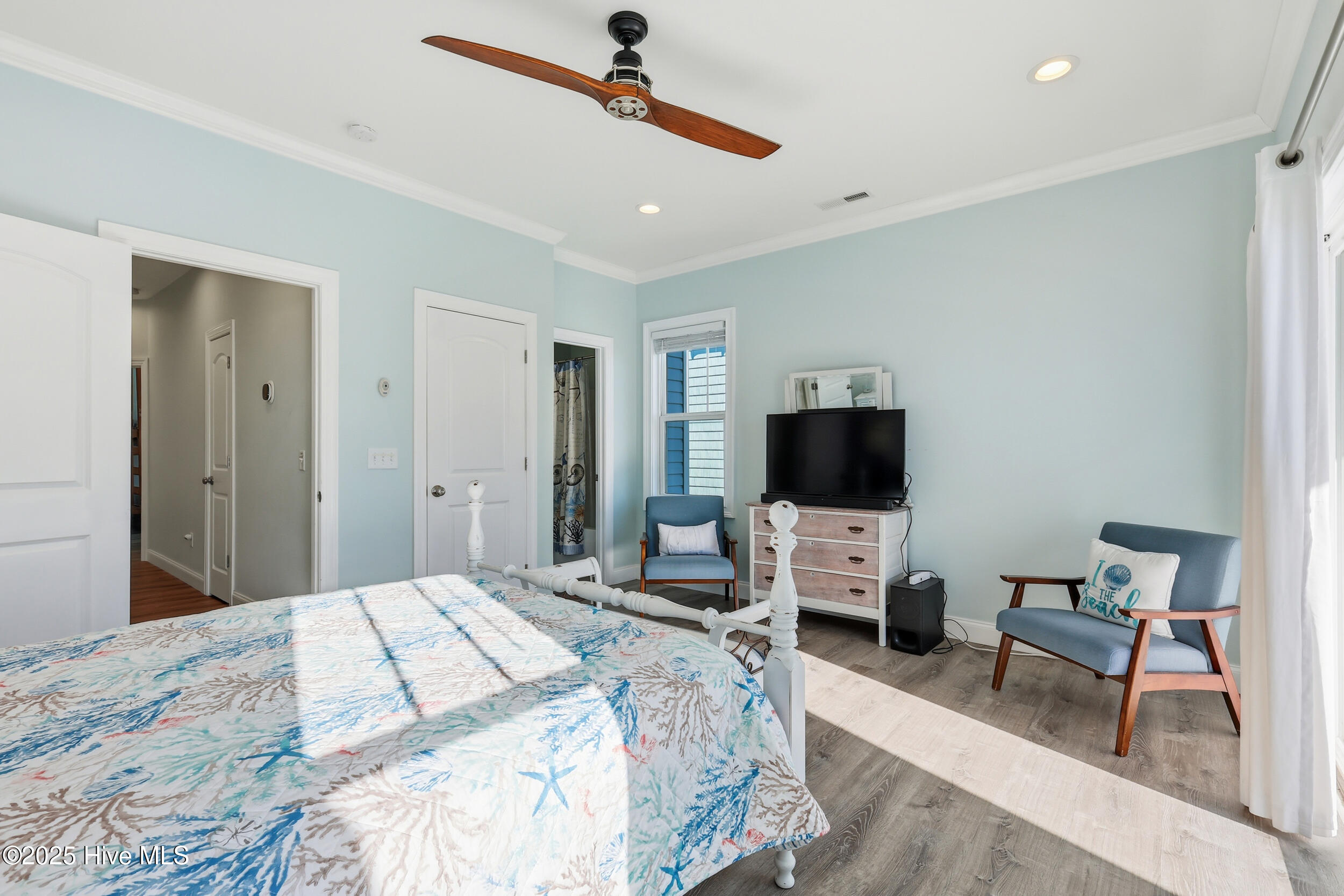 100539226 | Photo 20