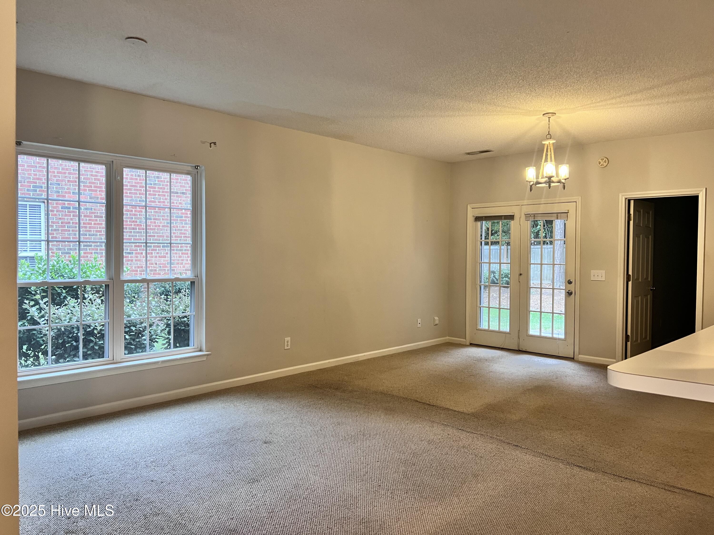 1600 Sturdivant Drive #54, Wilmington, NC 28403 – photo 4: IMG_9472