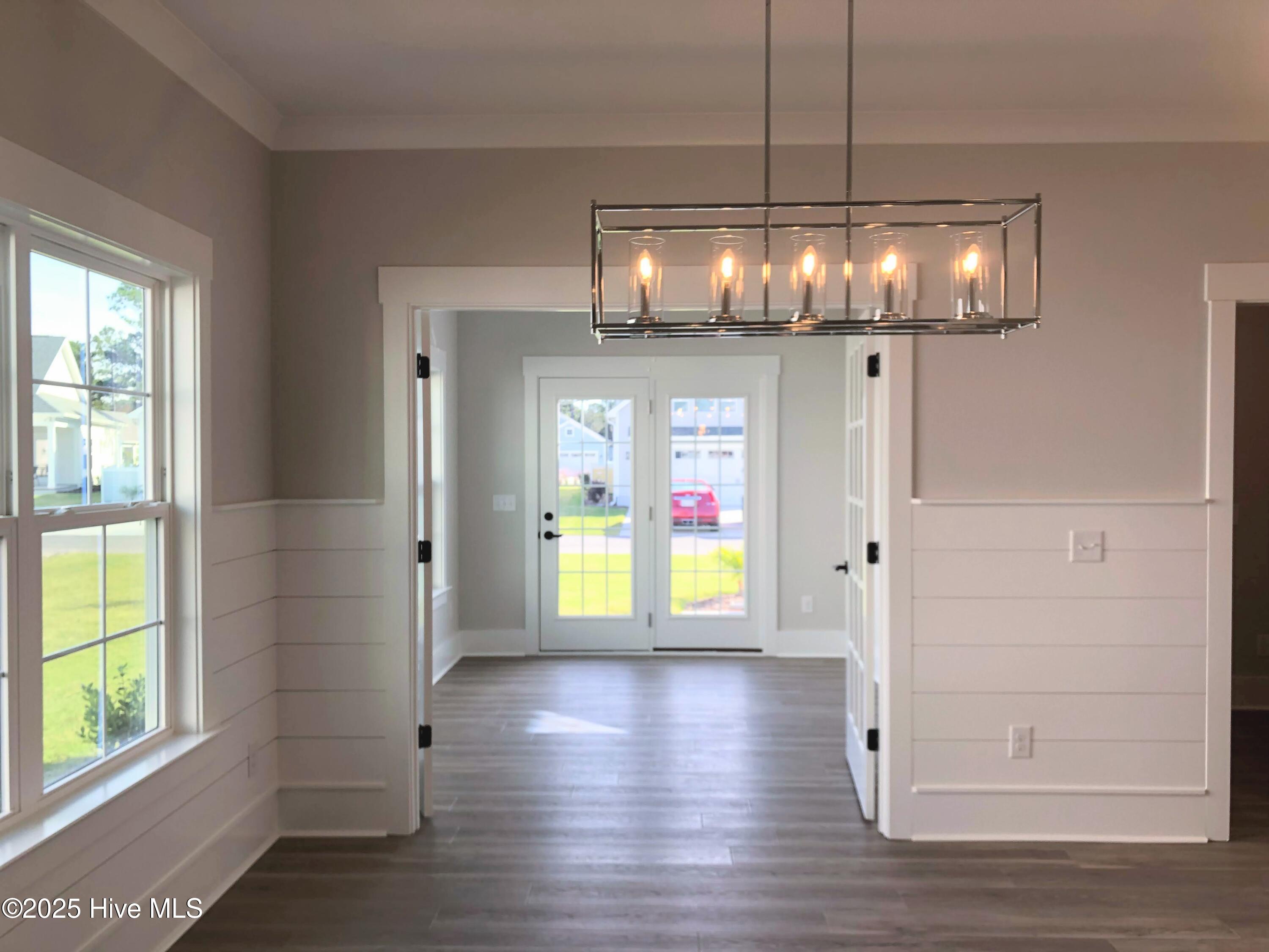 100492492 | Photo 11