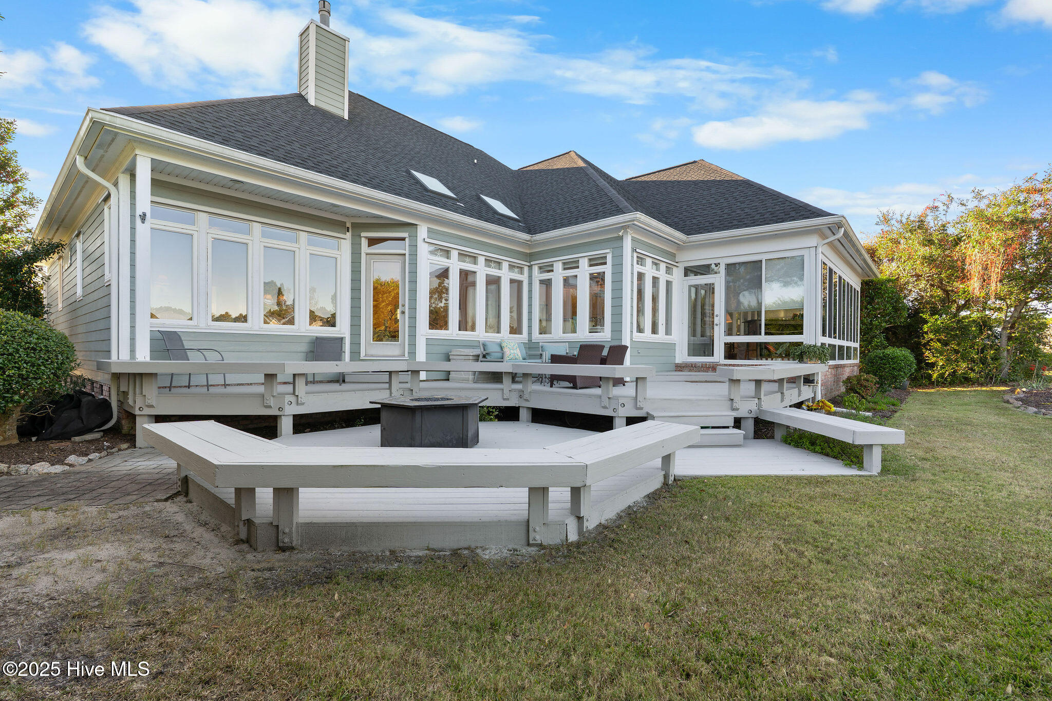 100543400 | Photo 61