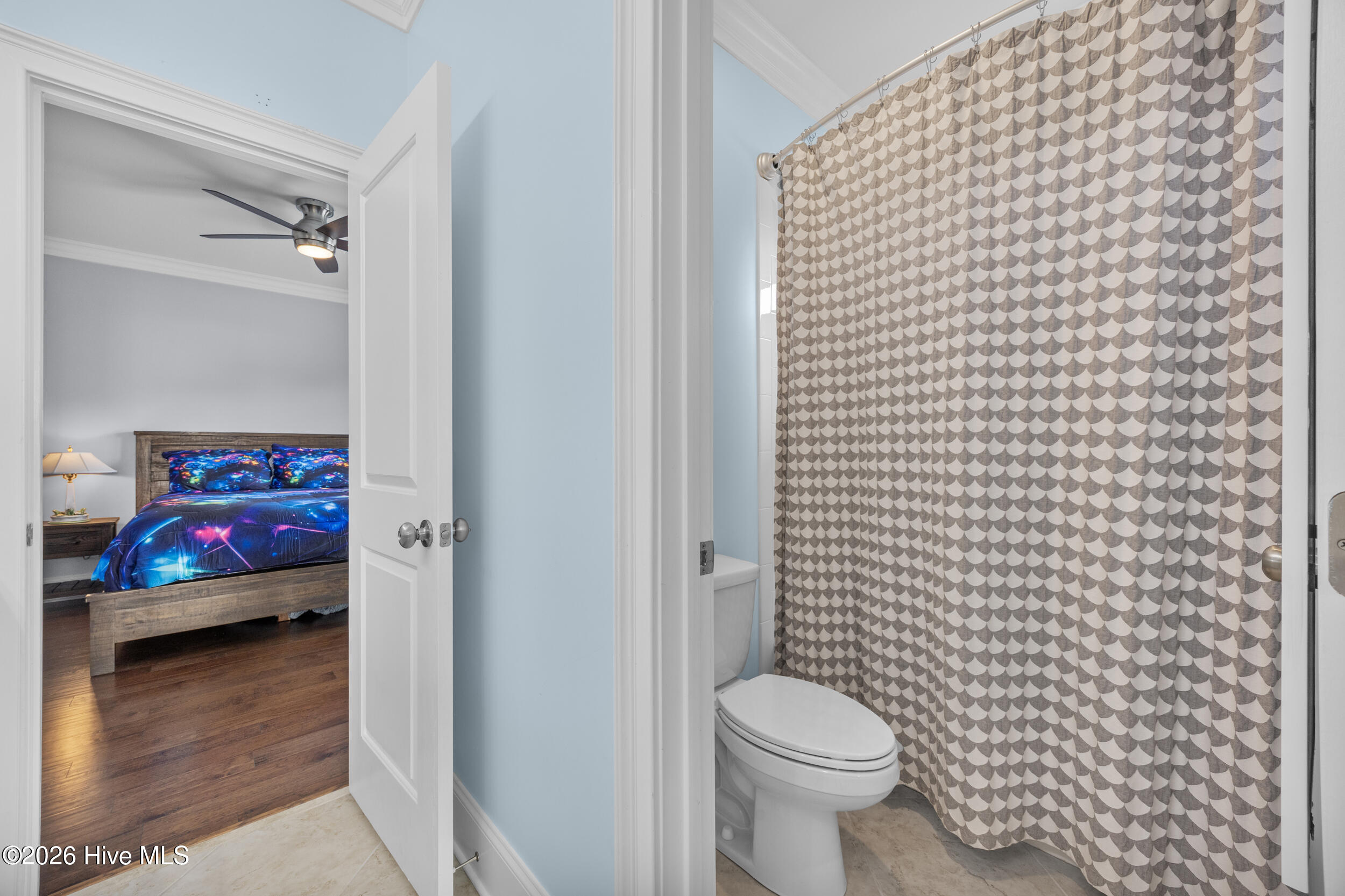 100549374 | Photo 46