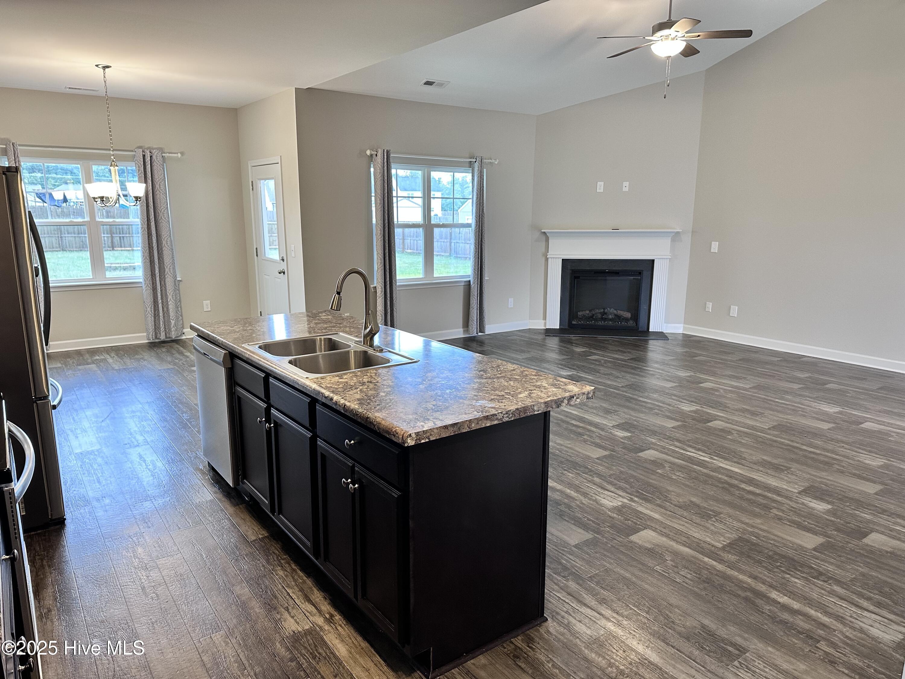 503 Violet Court, Maysville, NC 28555 – photo 9: IMG_3142