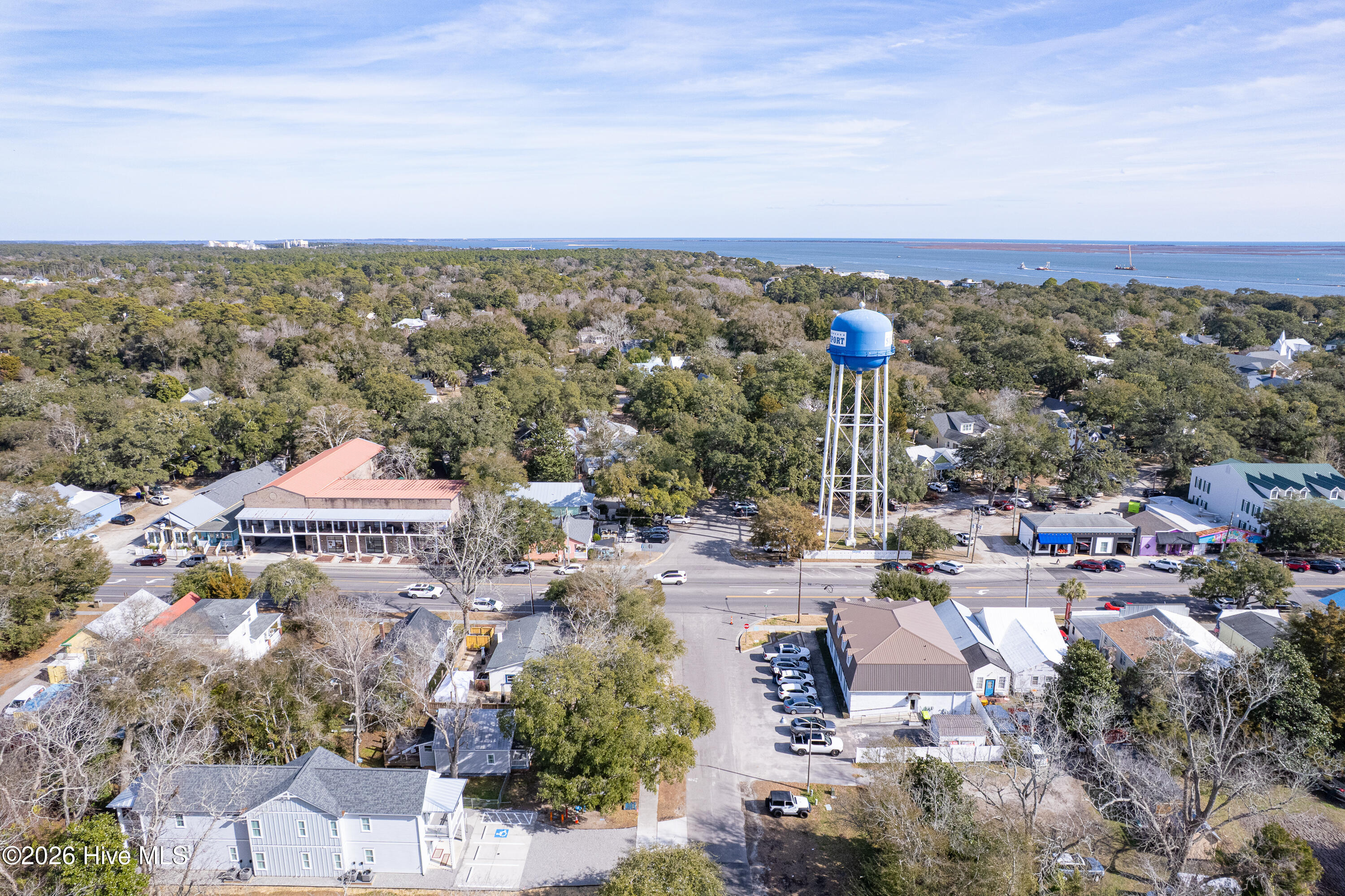 100517348 | Photo 54