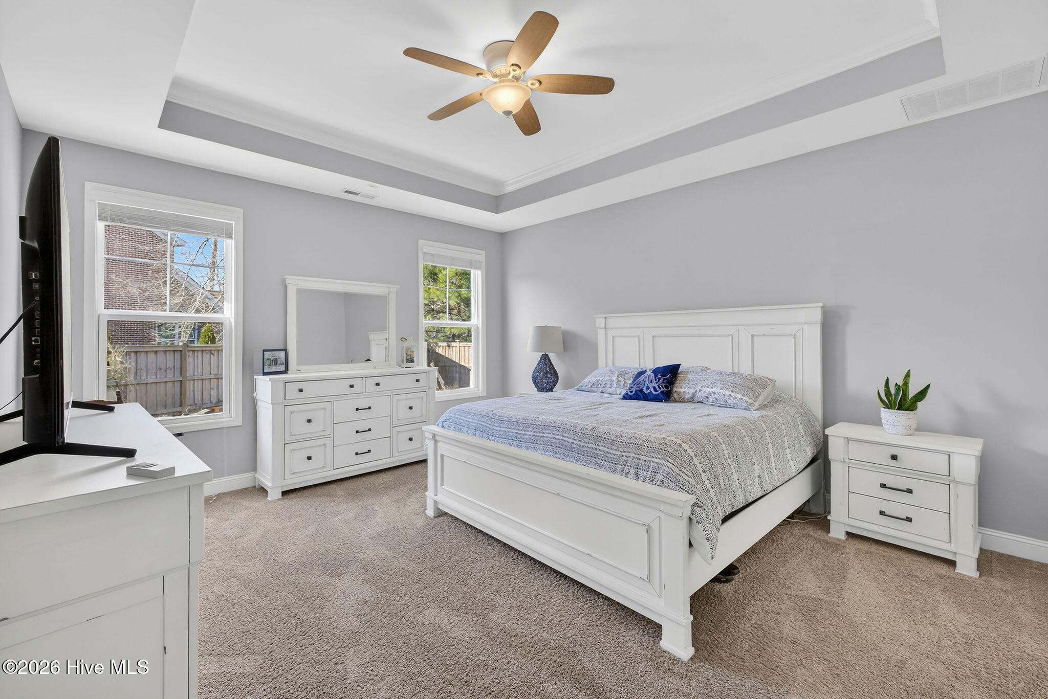 100547189 | Photo 19