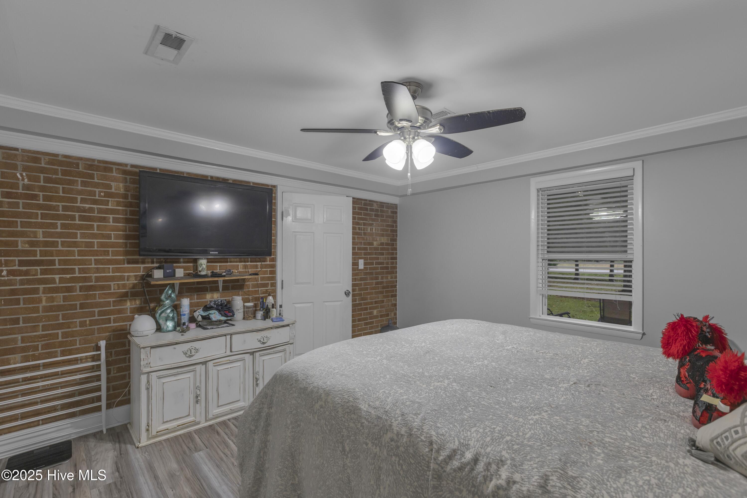 100538970 | Photo 19