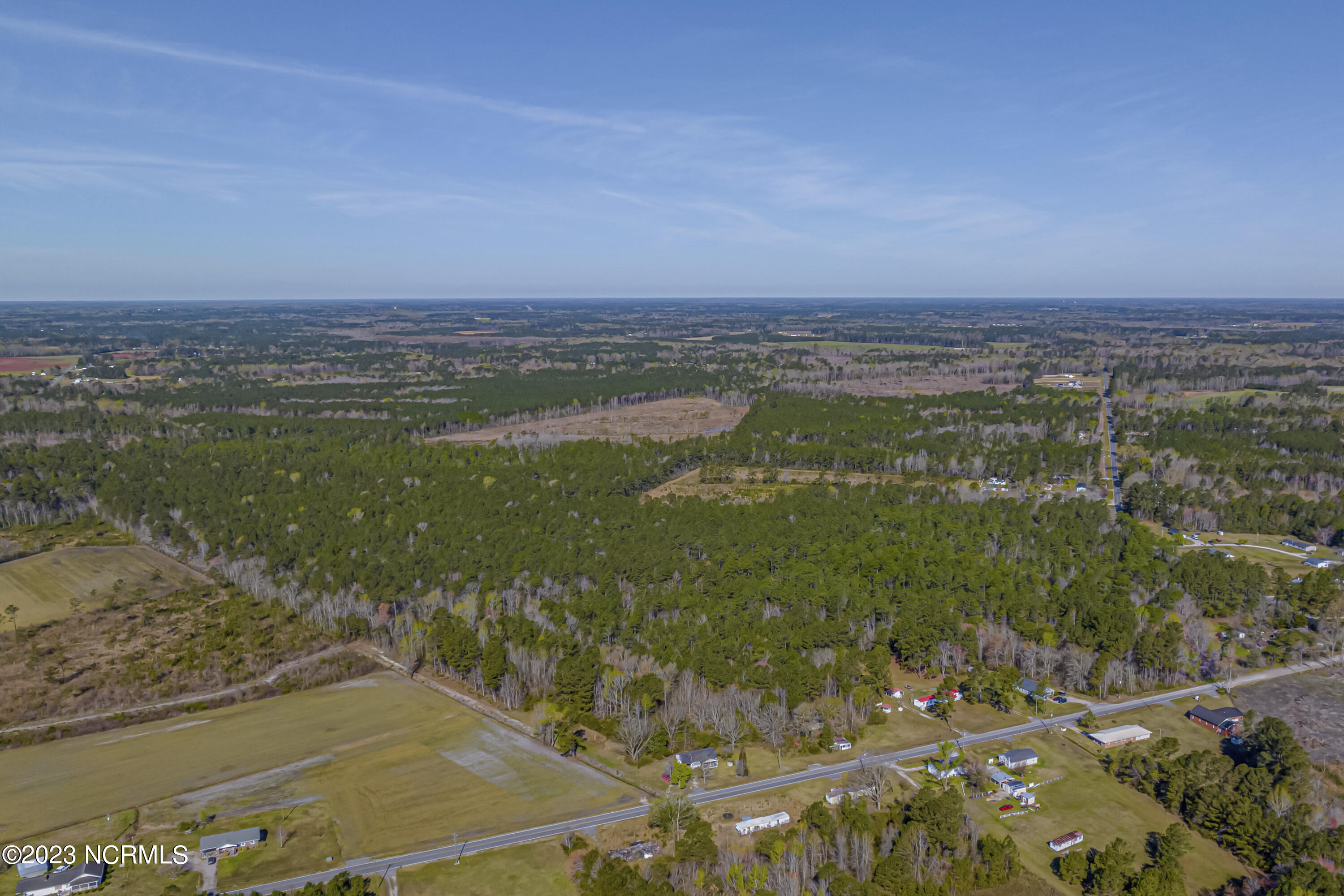 100374580 | Photo 14