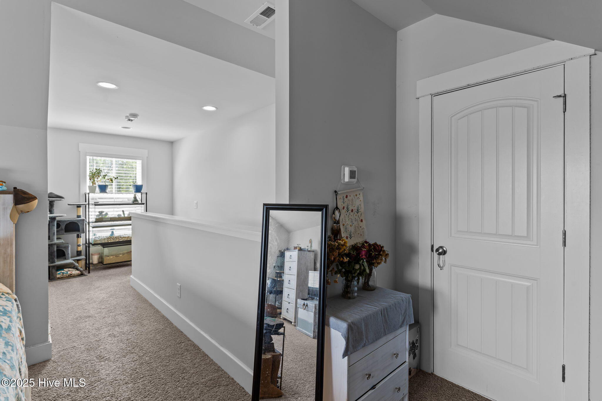 100528839 | Photo 26