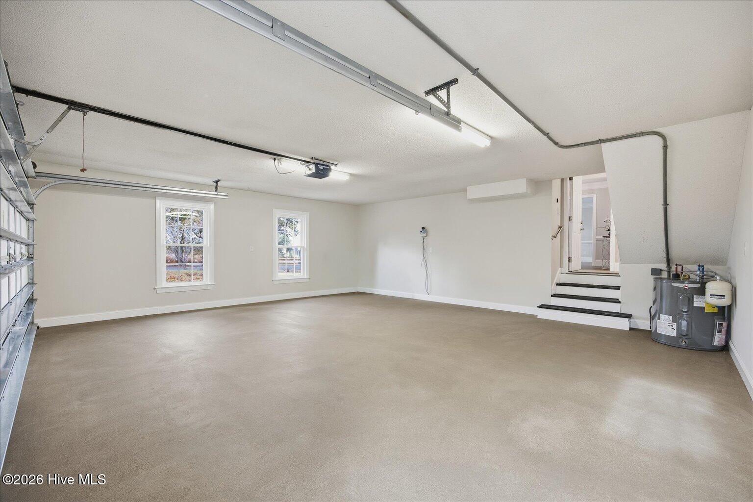 100555379 | Photo 32