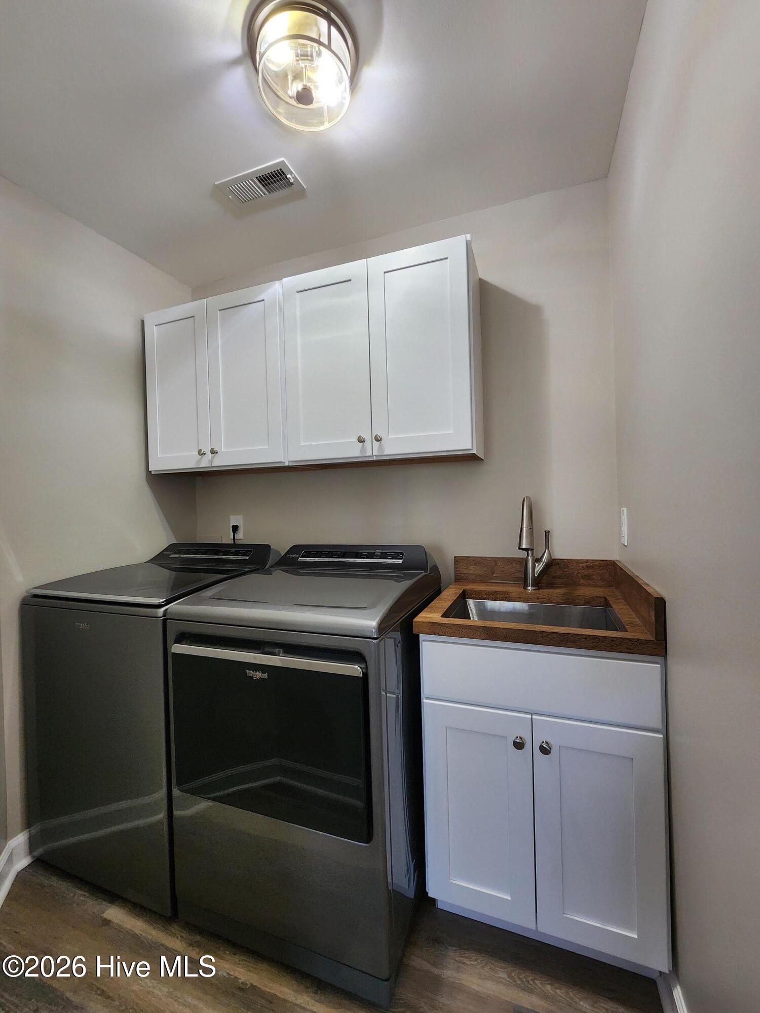 100570364 | Photo 39