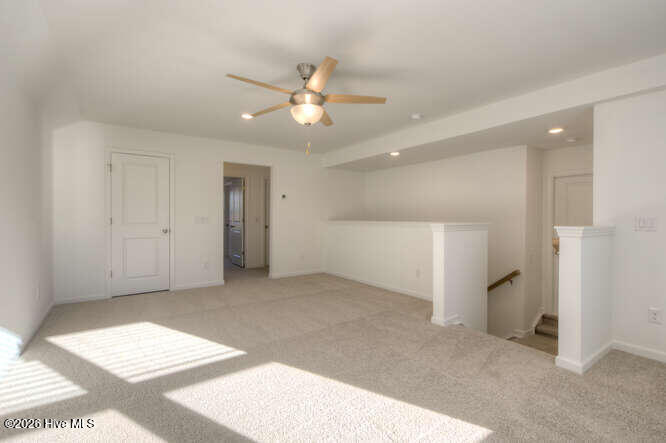 100549572 | Photo 27