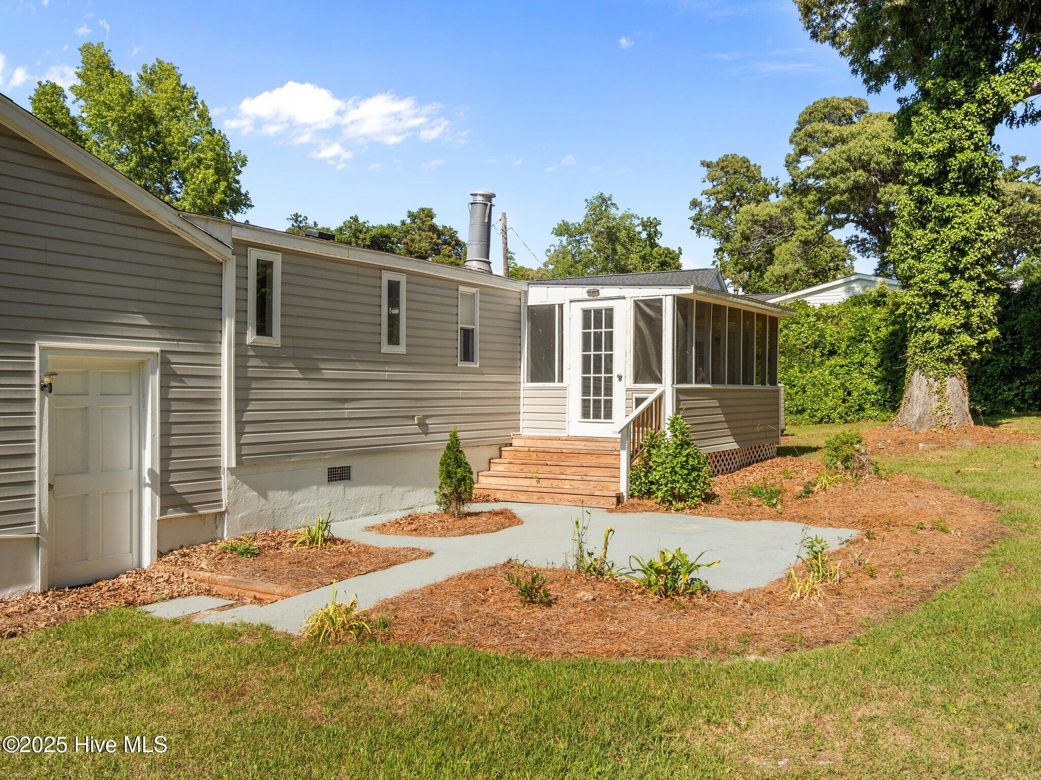 14-web-or-mls-P4295225