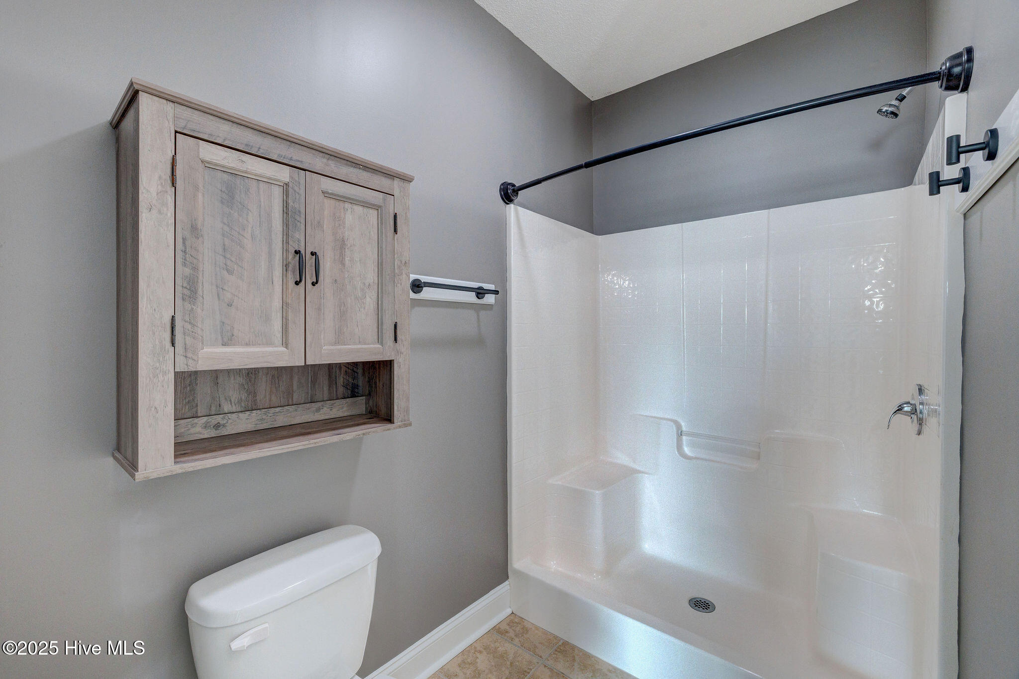 100530033 | Photo 24