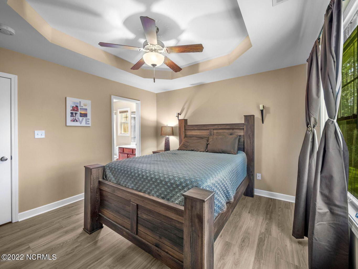 100559419 | Photo 23