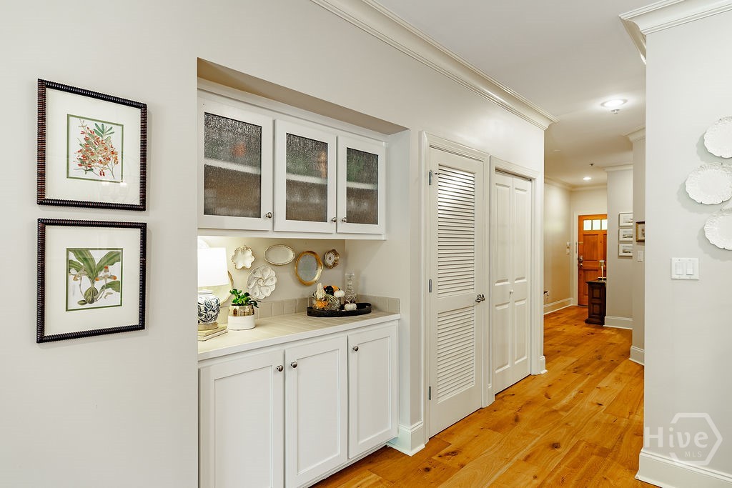 125 Woodlake Drive 207