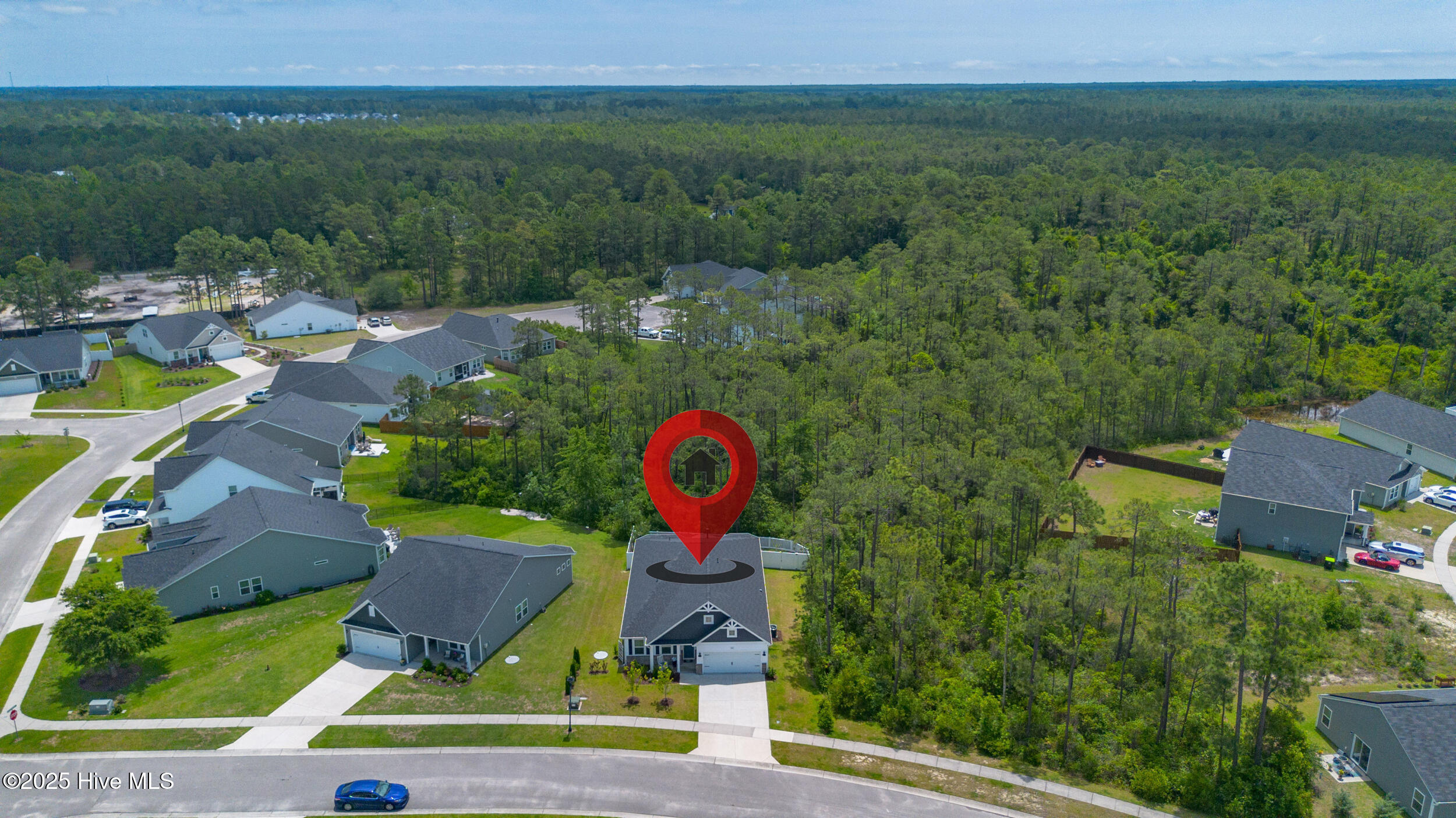 100510048 | Photo 29