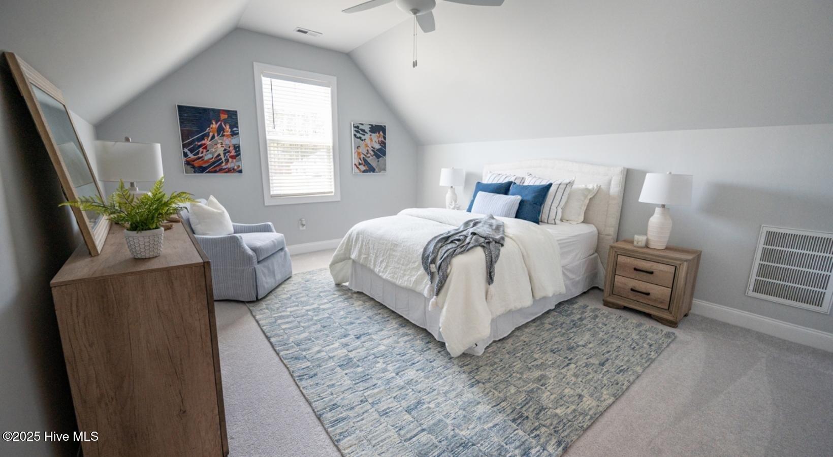 100484534 | Photo 14