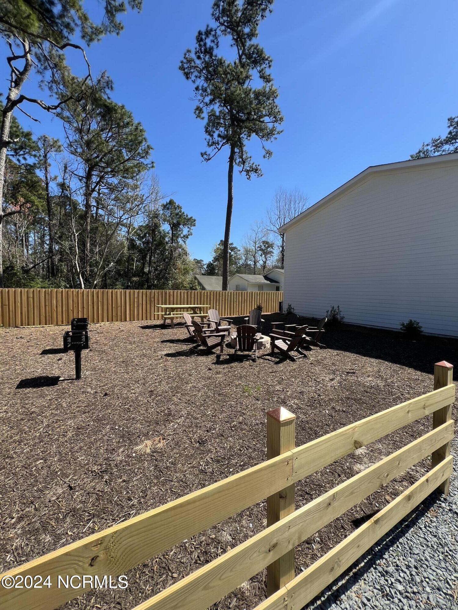 100537715 | Photo 17