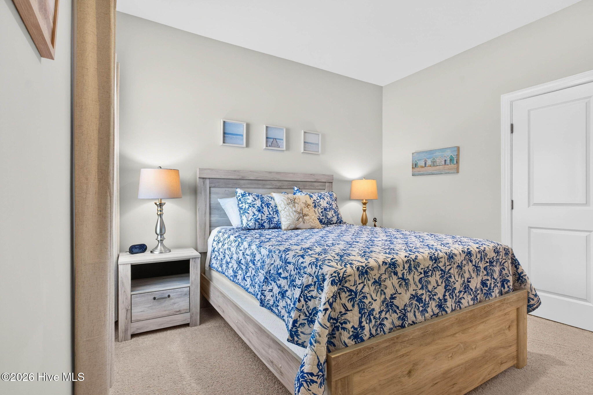 100564631 | Photo 10