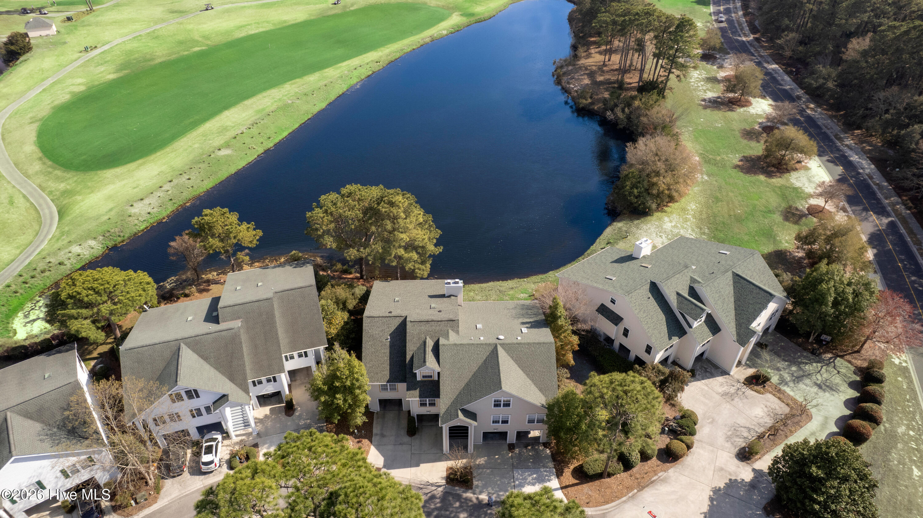 100563041 | Photo 48