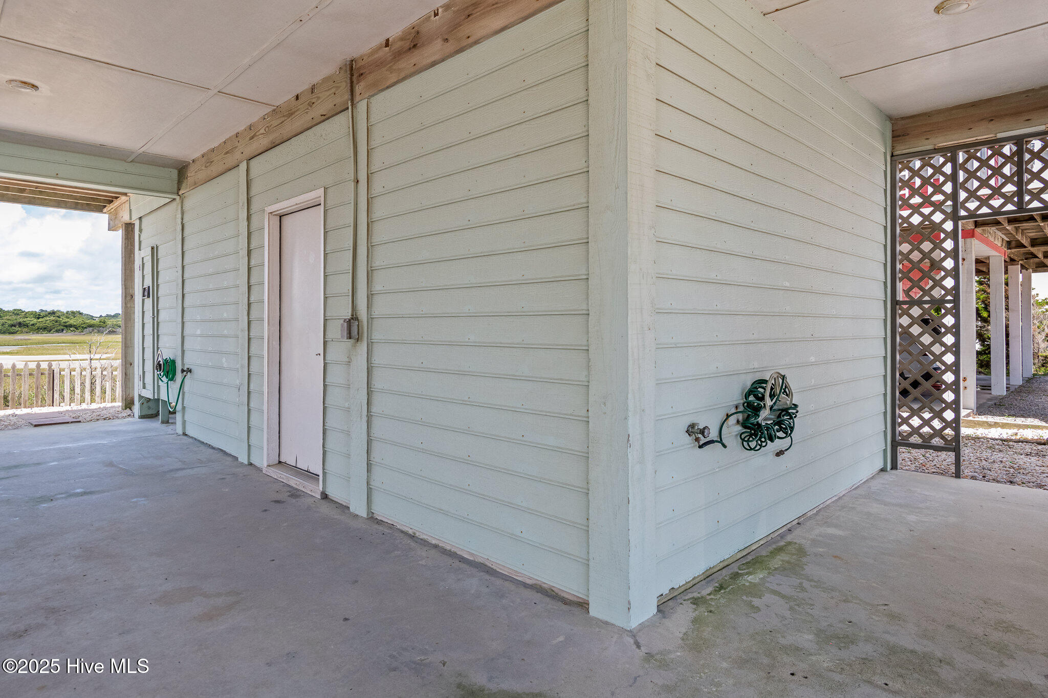 100515764 | Photo 54