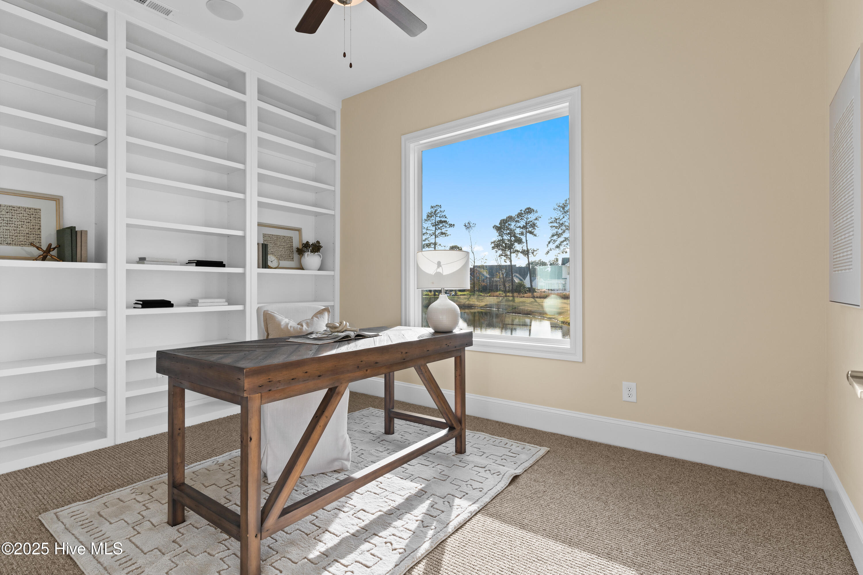 100524030 | Photo 48