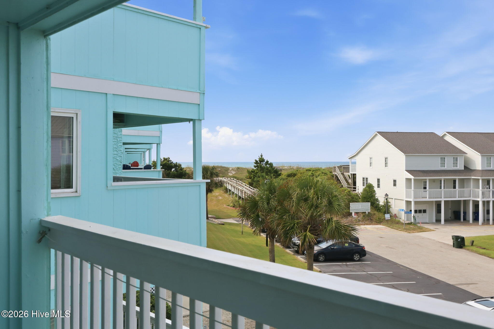 301 Commerce Way 