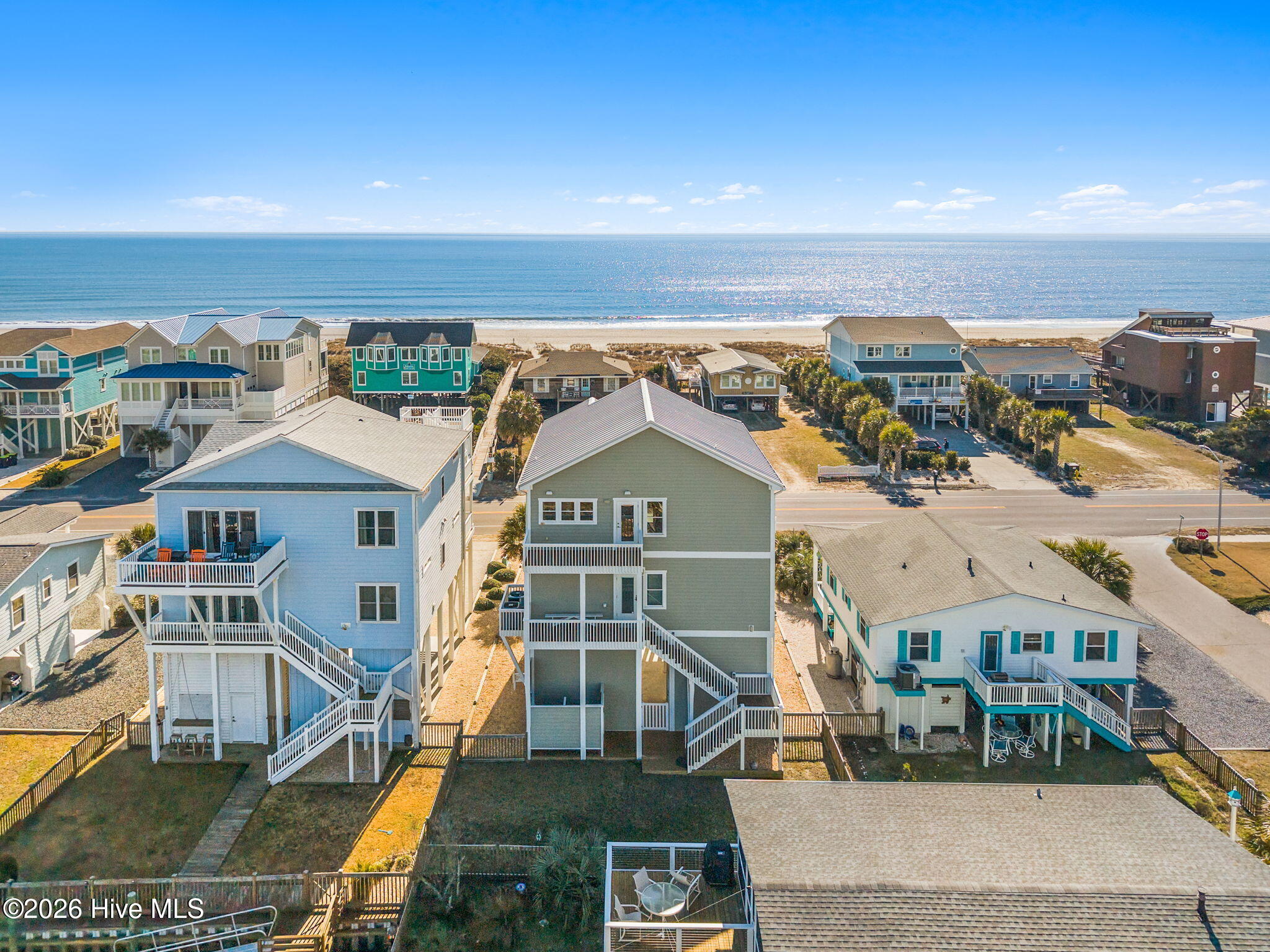 100555015 | Photo 49