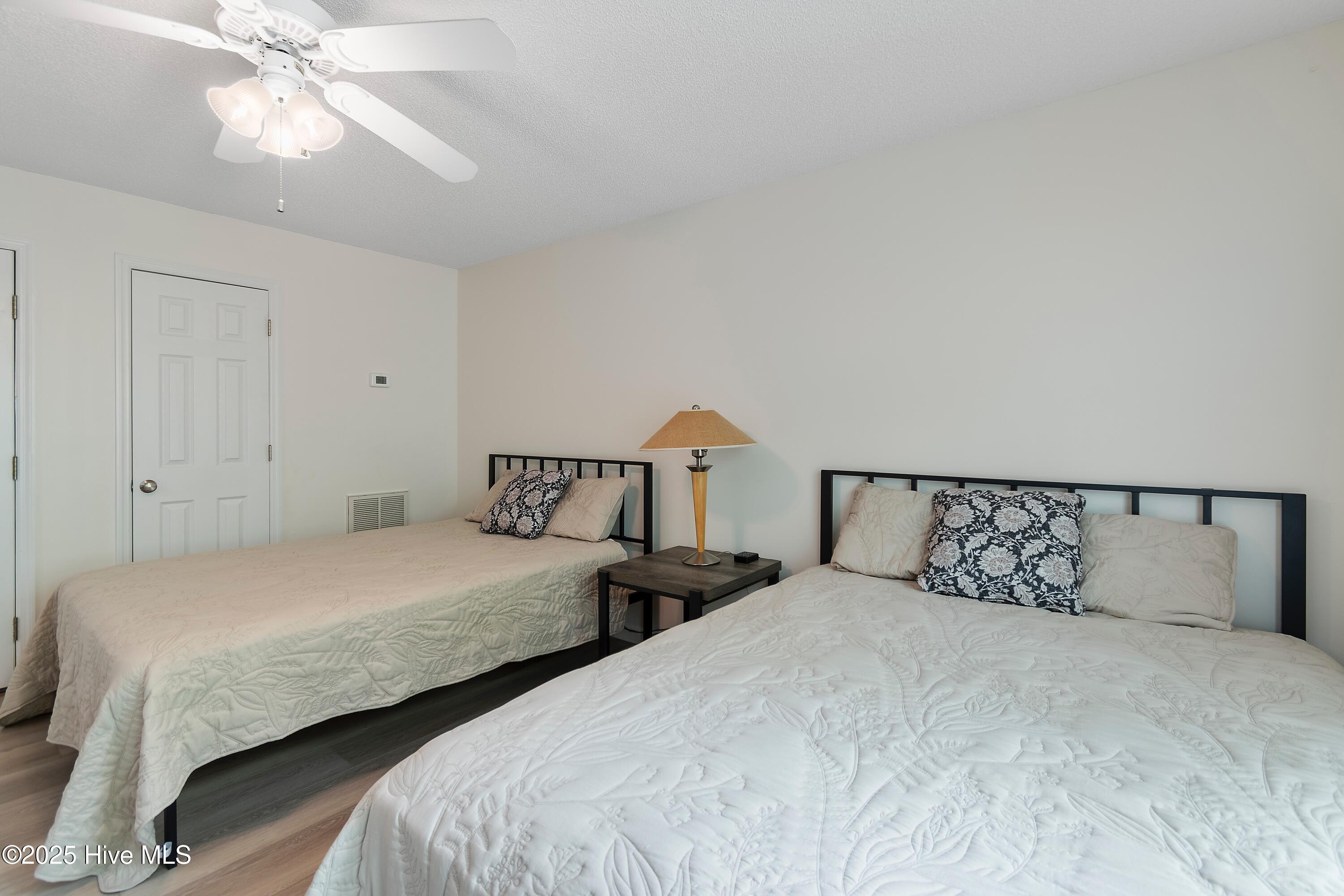 100508333 | Photo 20