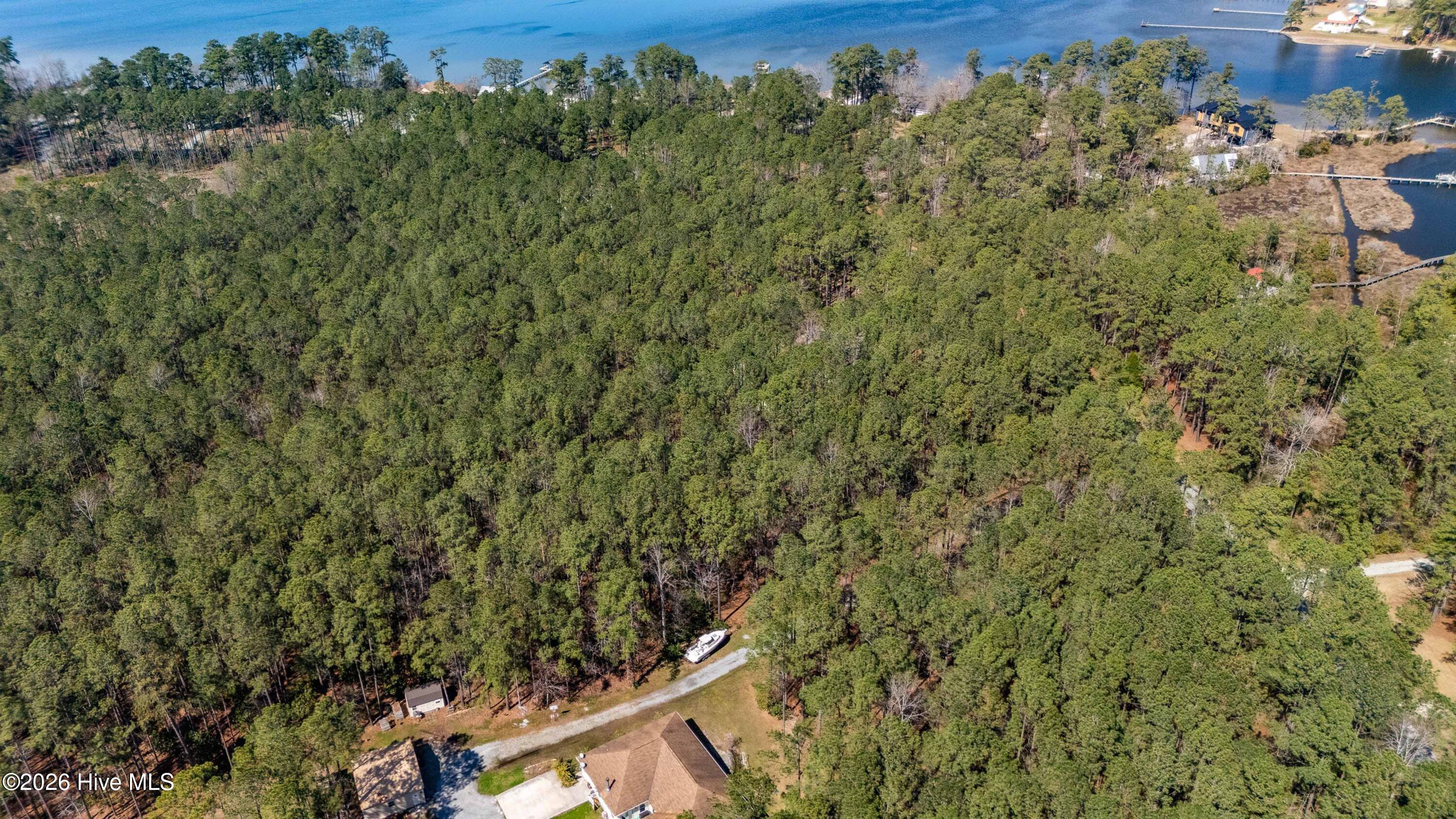 427 Bay Shores Road,Merritt