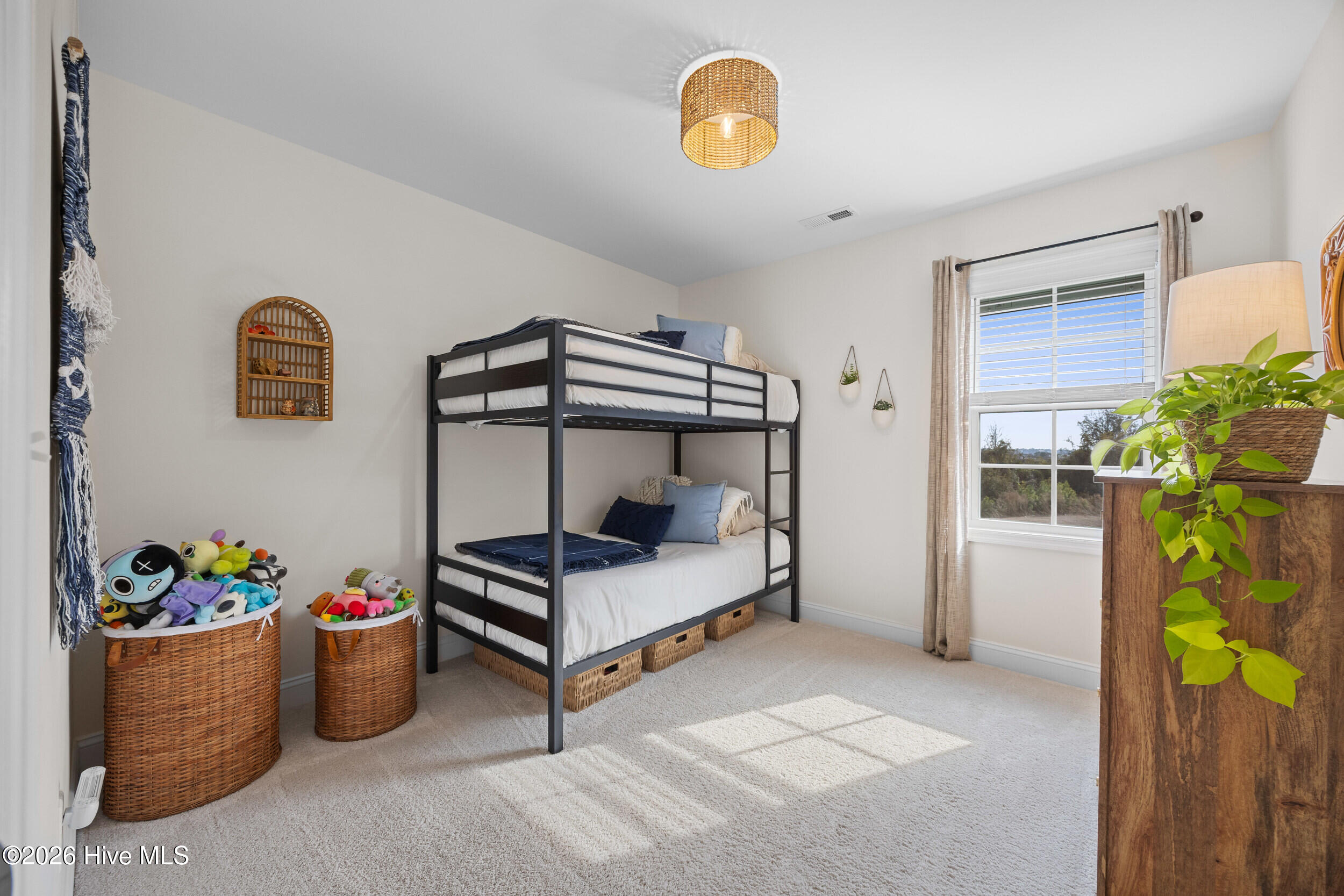 100555397 | Photo 52