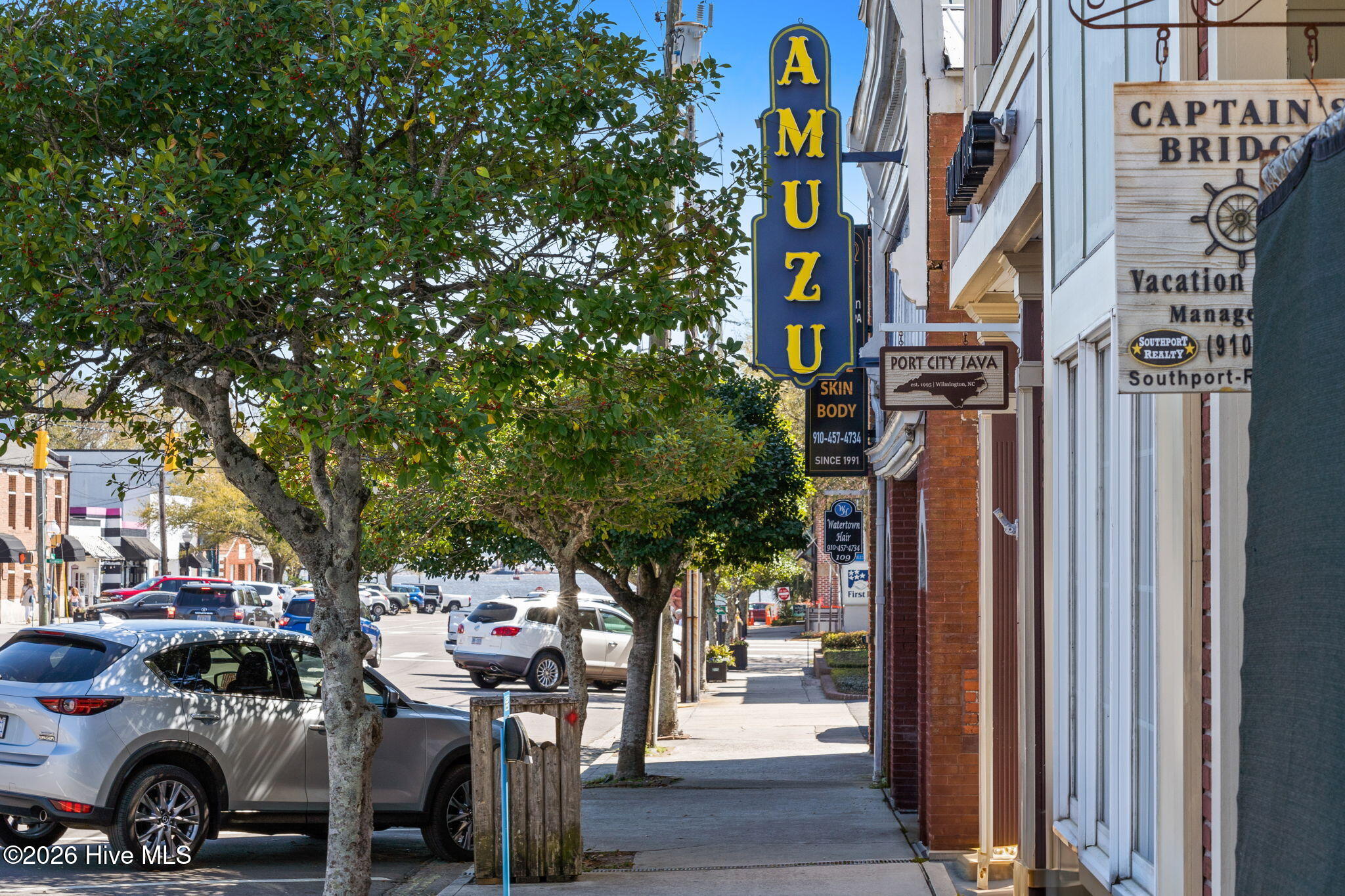 100561861 | Photo 70