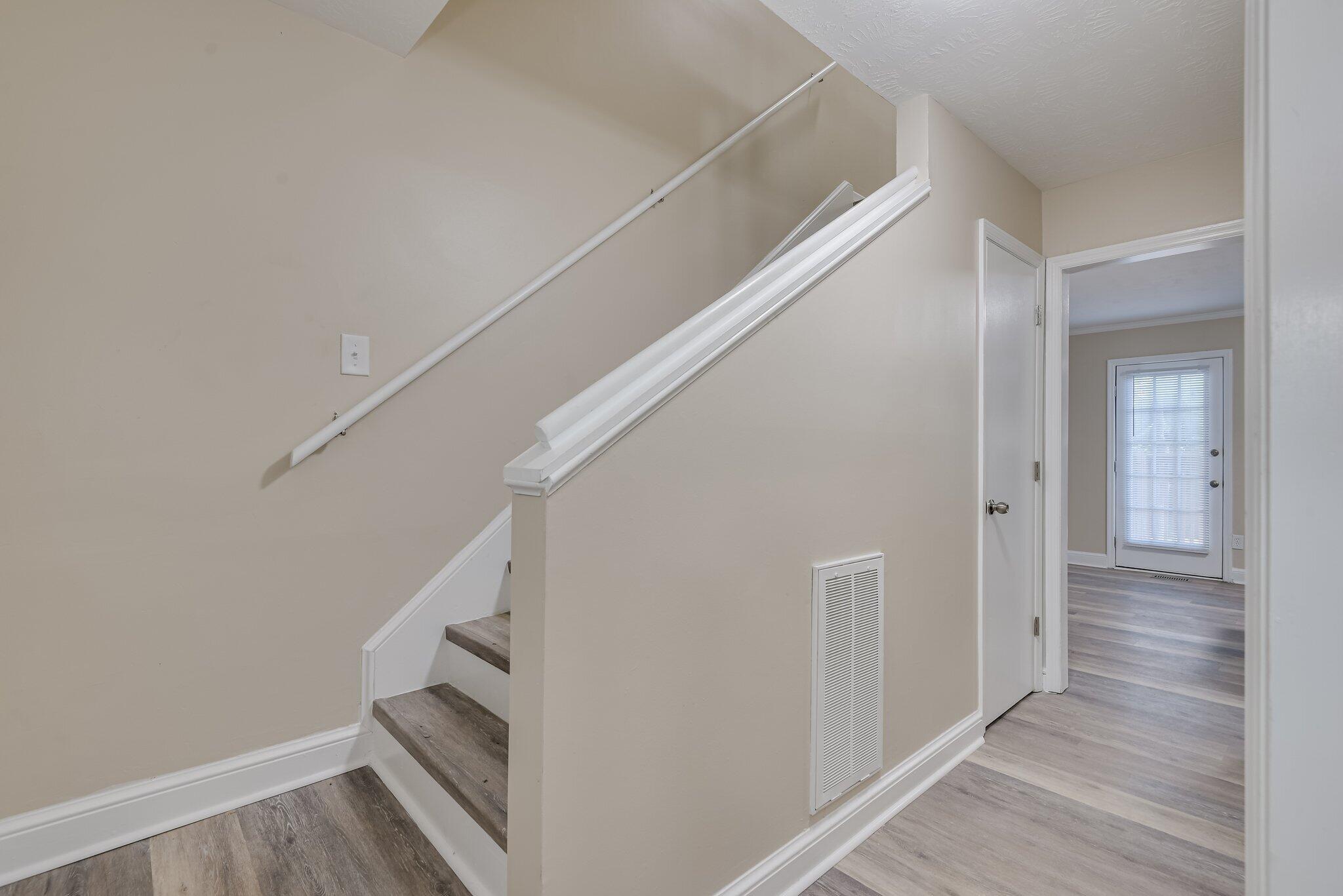 105 Morningside Ct 9