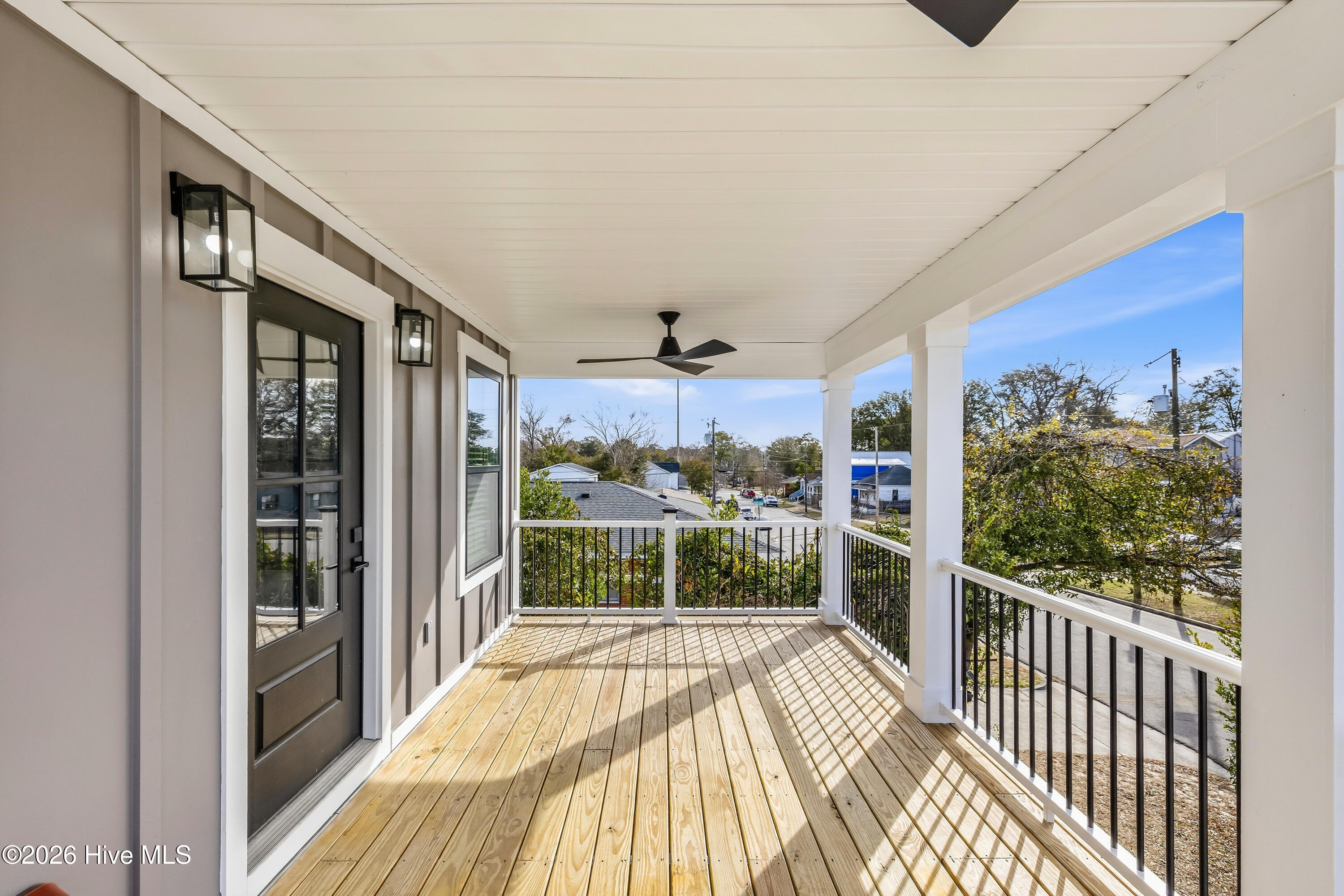 100554994 | Photo 28