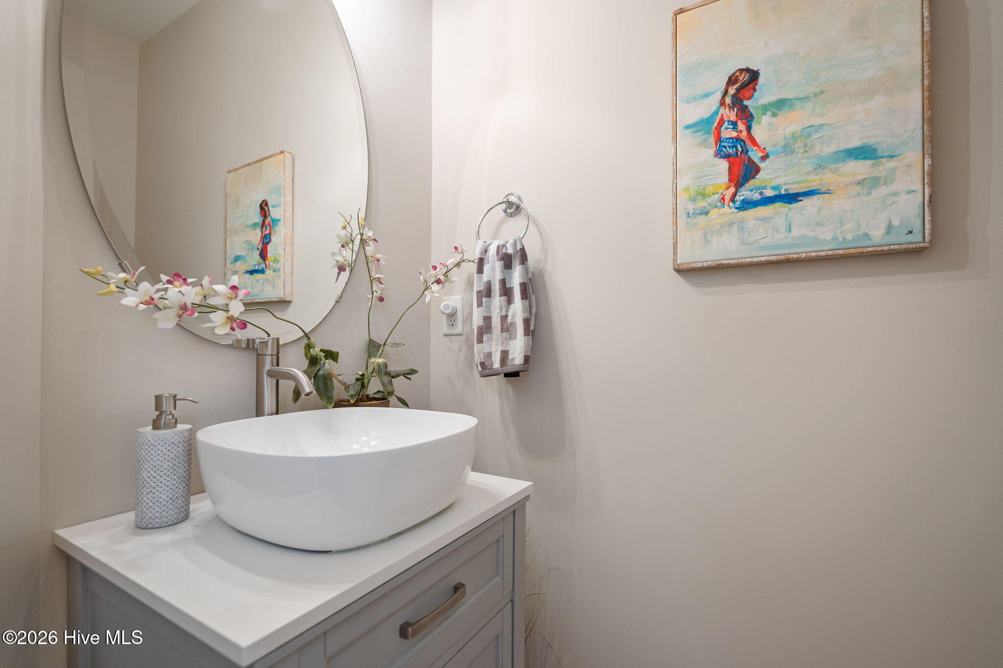 100562248 | Photo 20