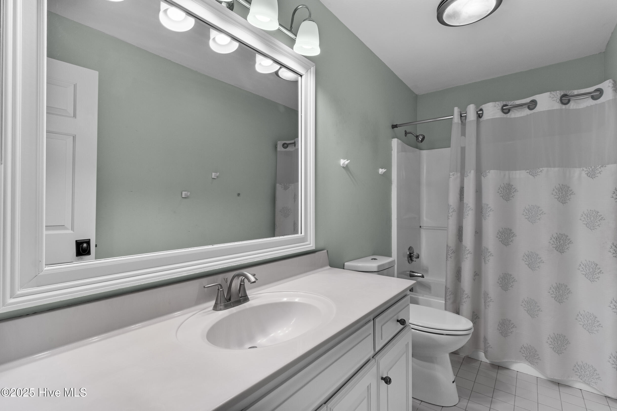 100538758 | Photo 39