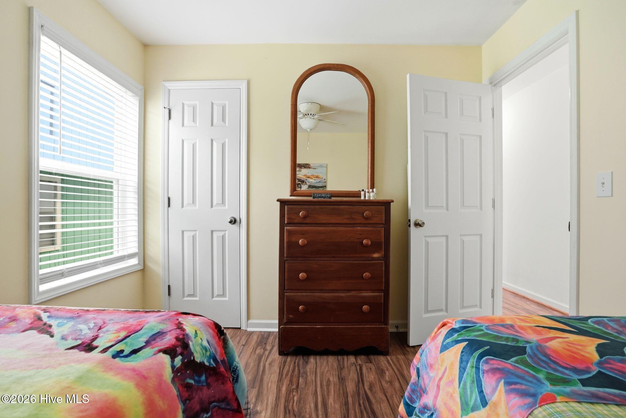 100557283 | Photo 28