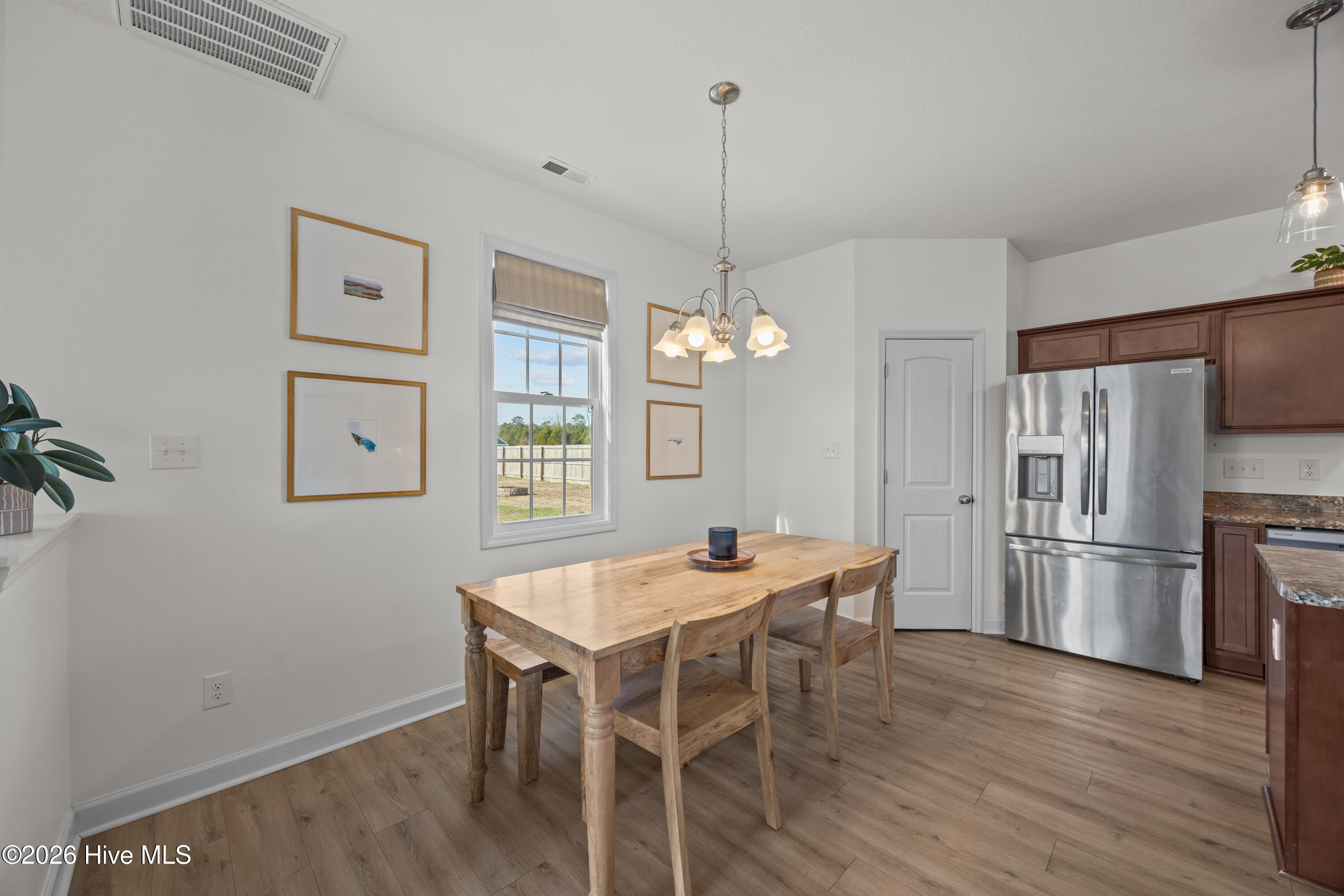 100559534 | Photo 12