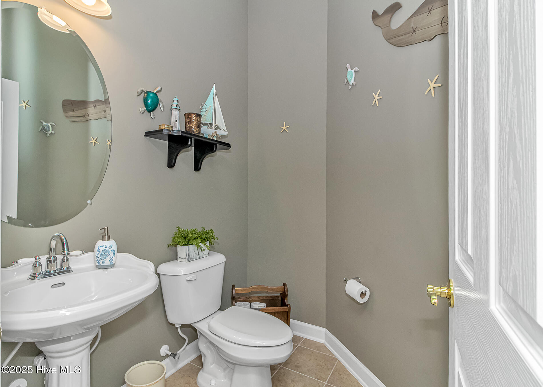 100545861 | Photo 28