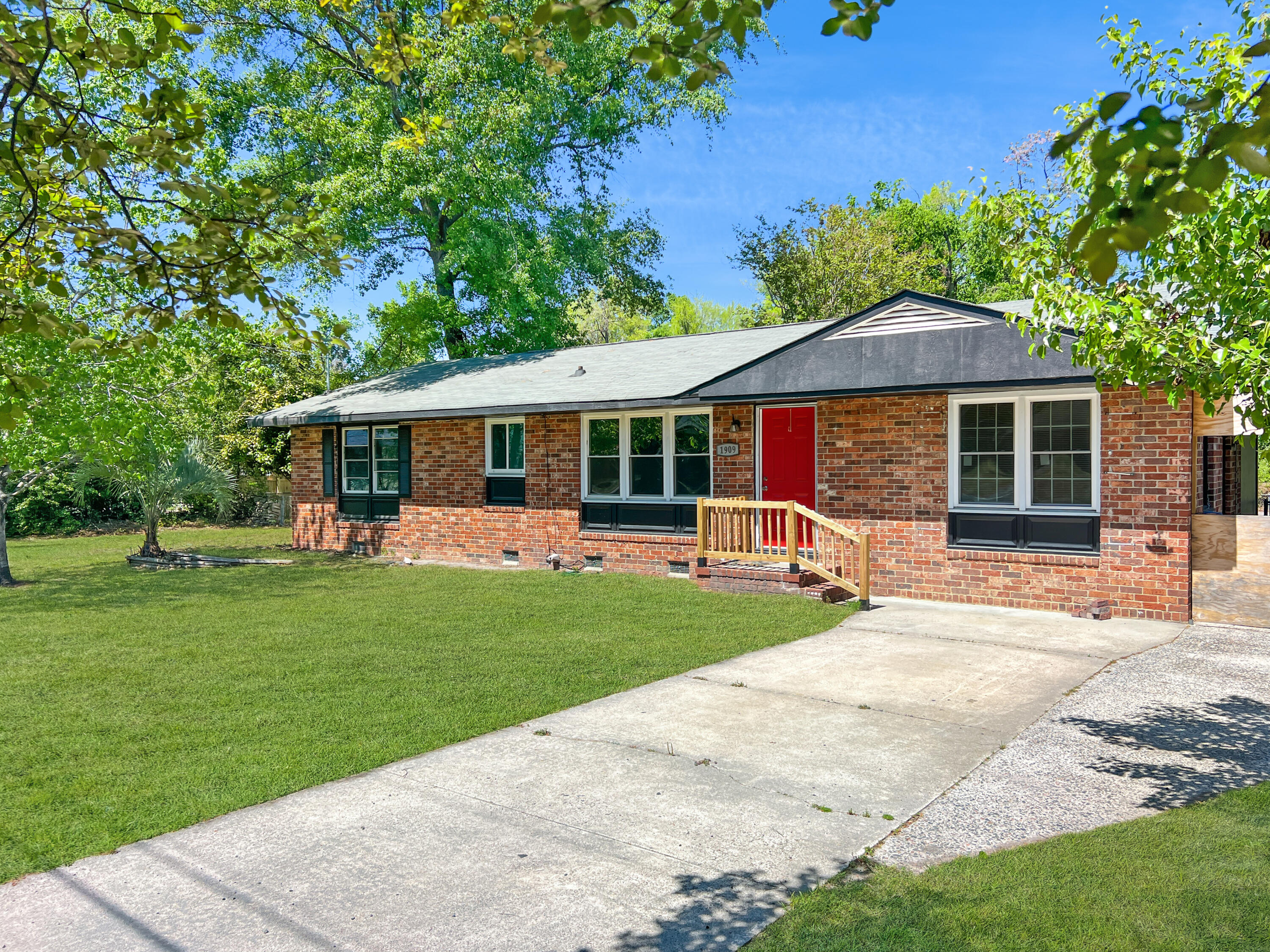Homes for sale in Augusta, GA | 1909 Melrose Dr, Augusta, GA 30906 | MLS# 98256089