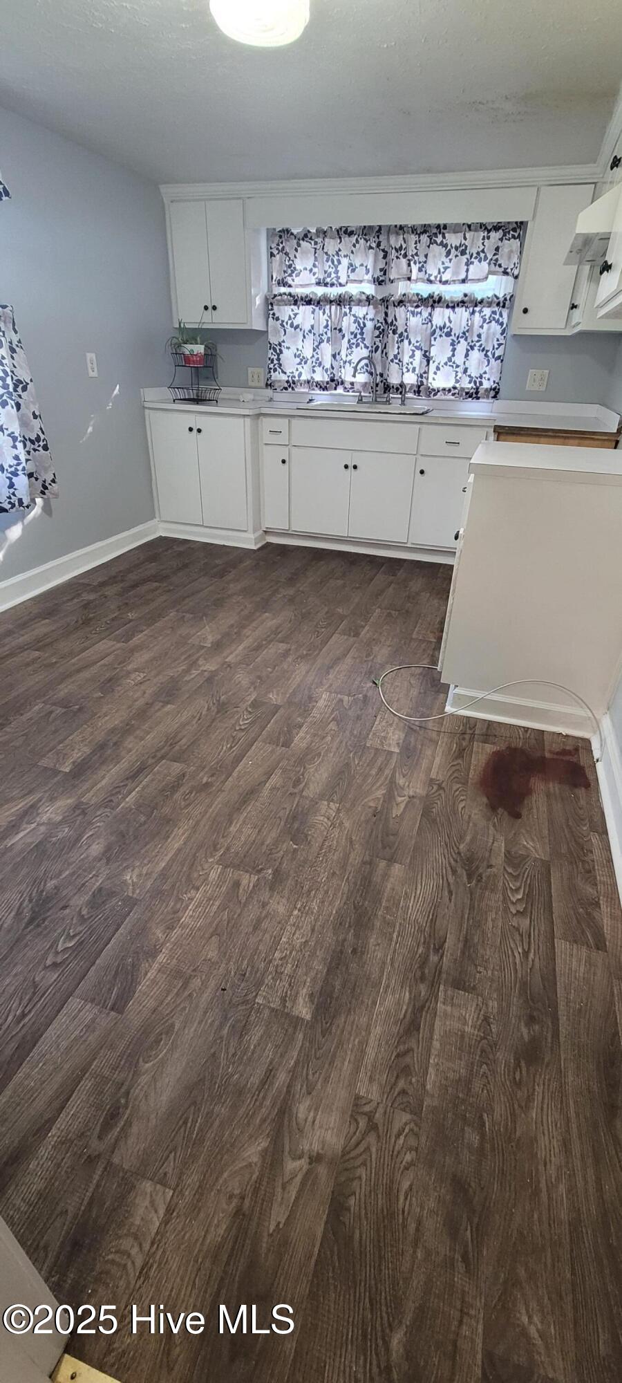 Homes for sale in Mount Olive, NC | 407 S Johnson St, Mount Olive, NC 28365 | MLS# 100531596