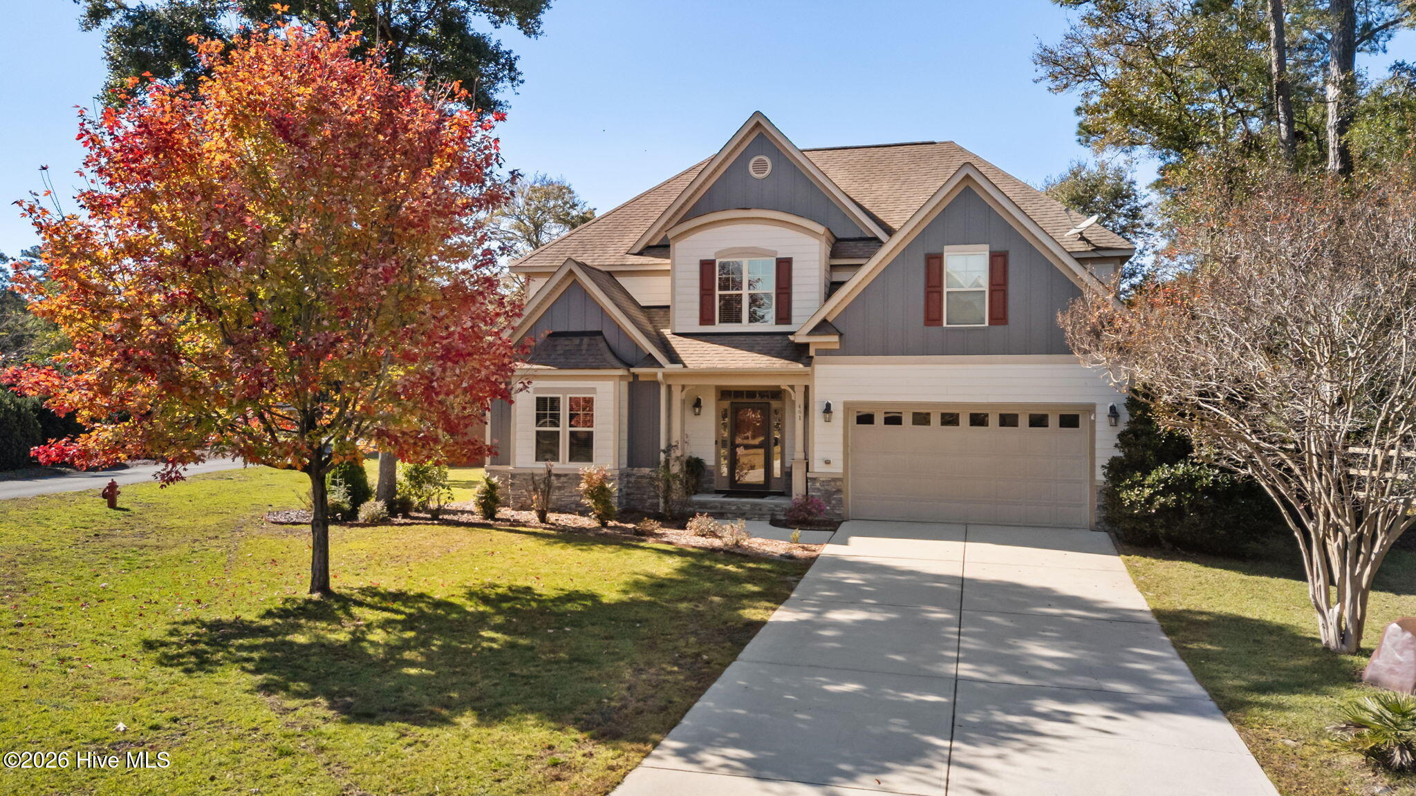 100549761 | Photo 44