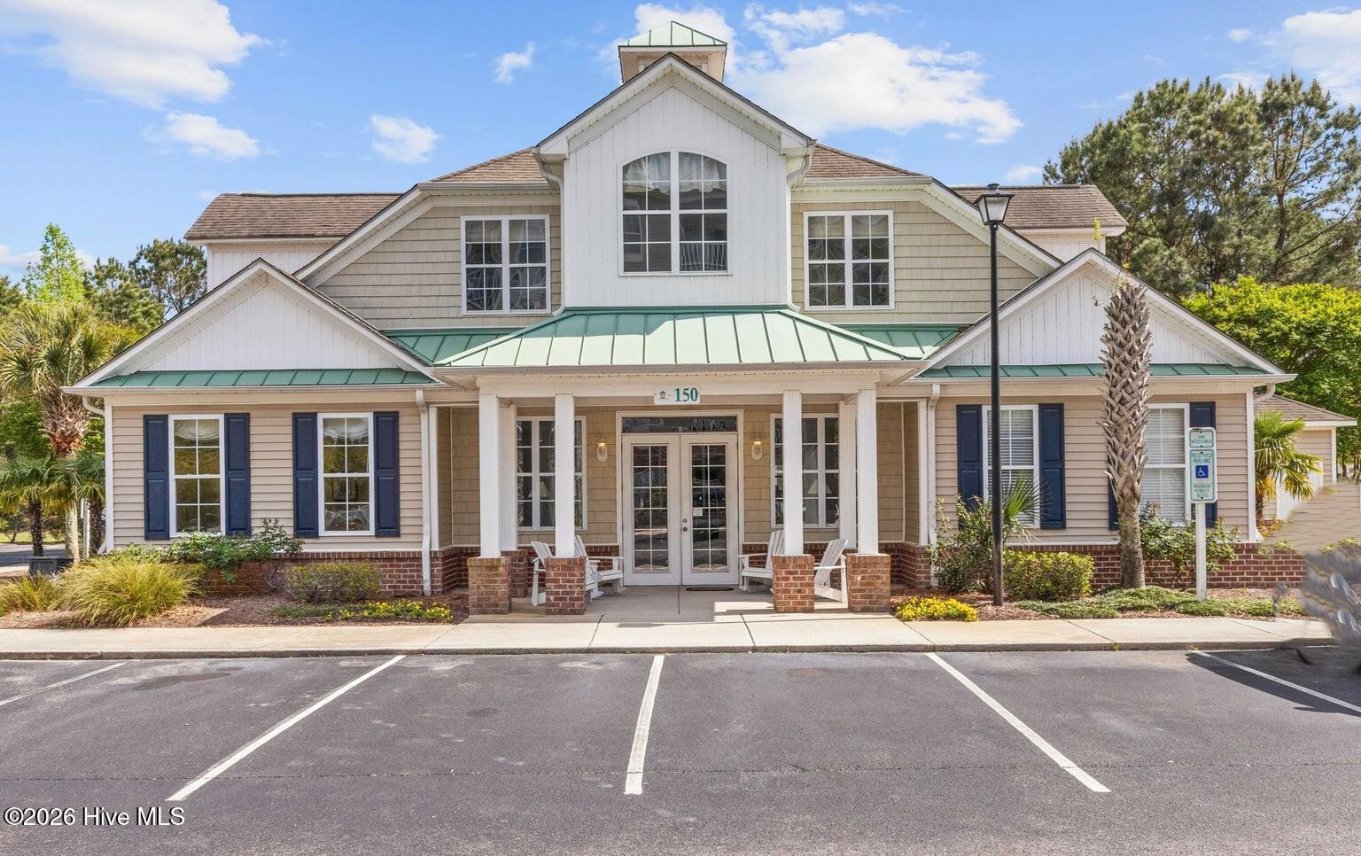 Exterior photo of 300 -325 Gateway Condos Drive, Surf City, NC 28445. MLS: 100579082