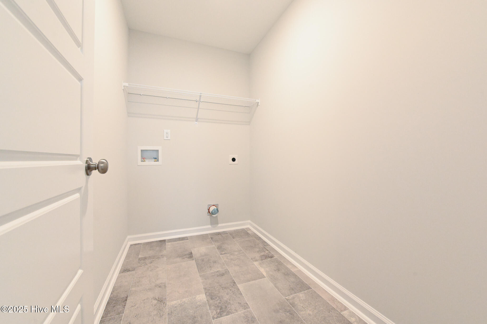 Undisclosed Address, La Grange, NC, 28551