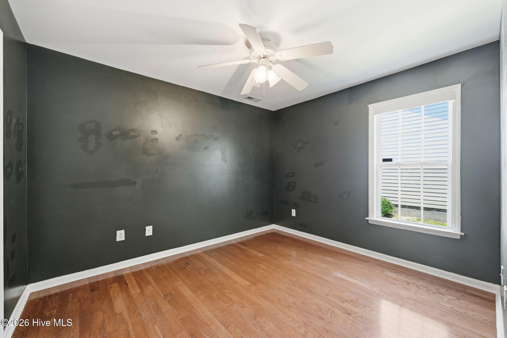 Exterior photo of 106 Lakeside Green Drive, New Bern, NC 28560. MLS: 100587773