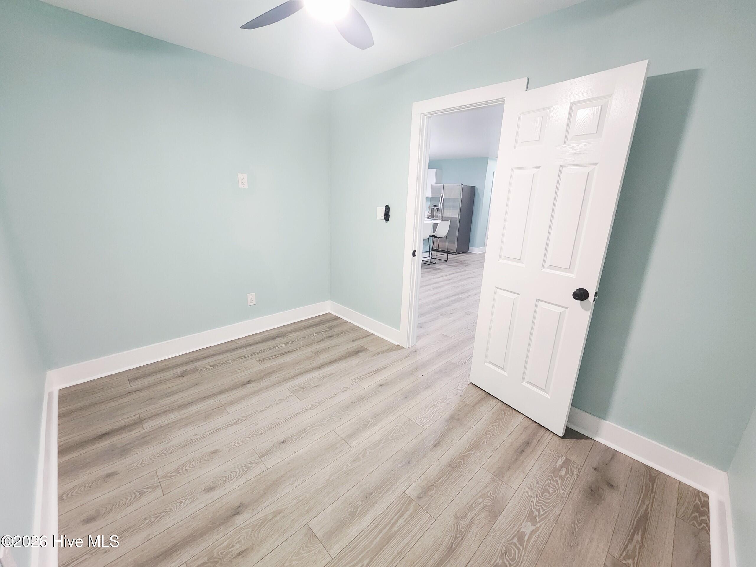 100552215 | Photo 11