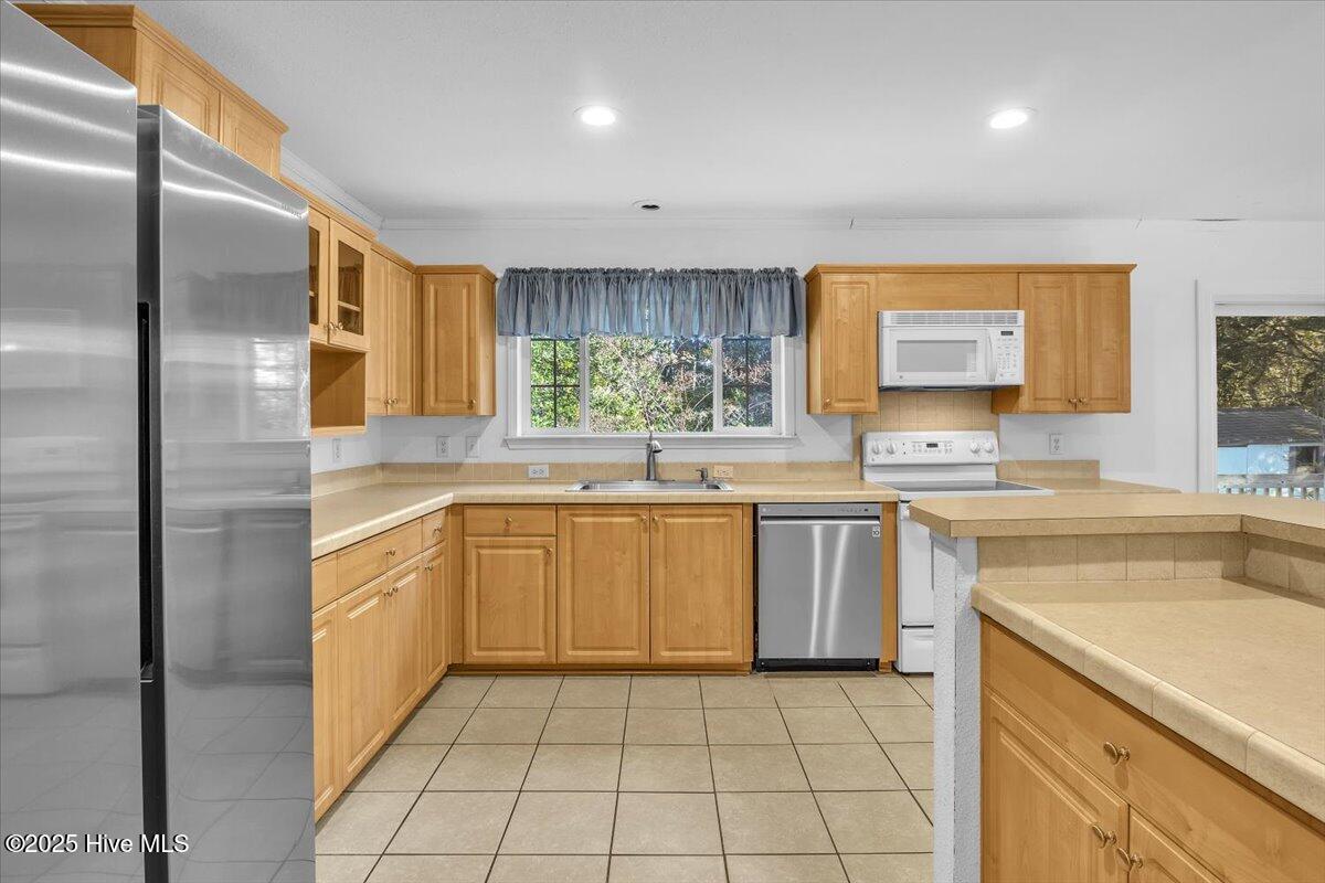 100543135 | Photo 14