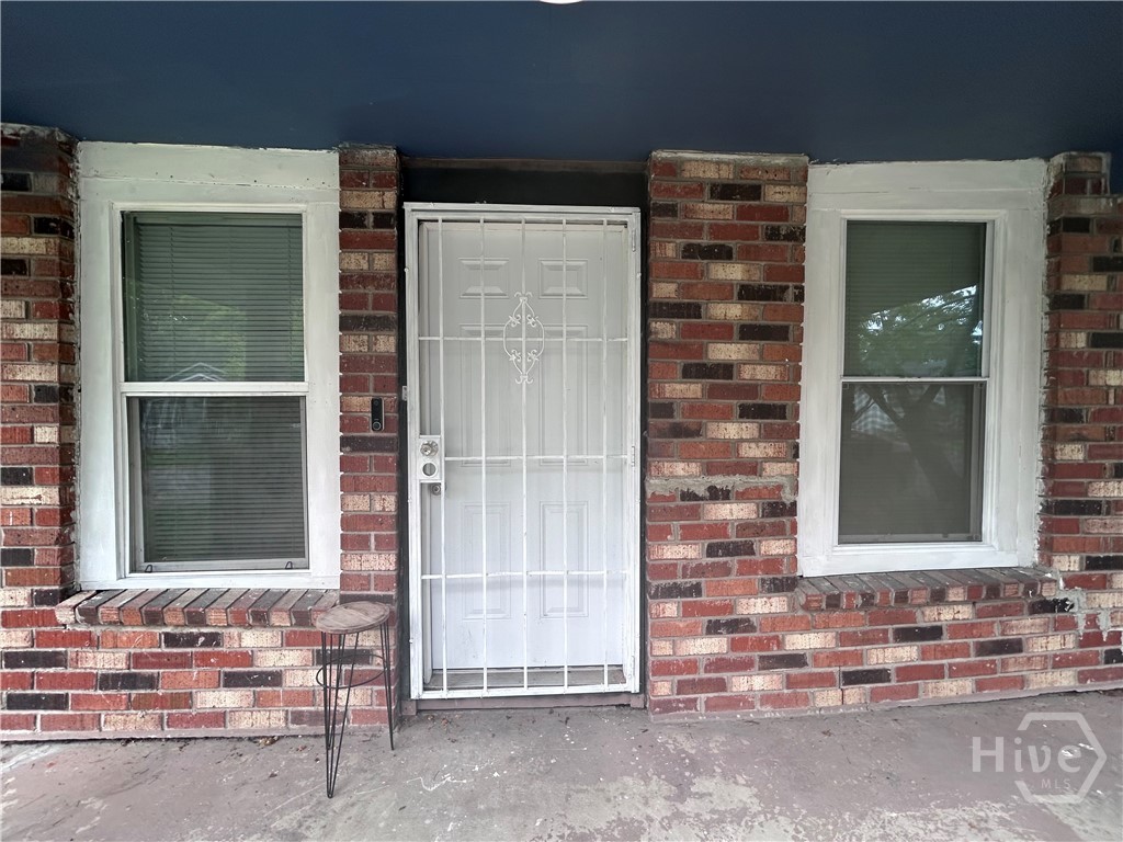 Photo 2 of Single family home for sale at 1410 New Castle St, Savannah, GA 31415 | MLS# SA358247 | Listing updated on 2026-09-19