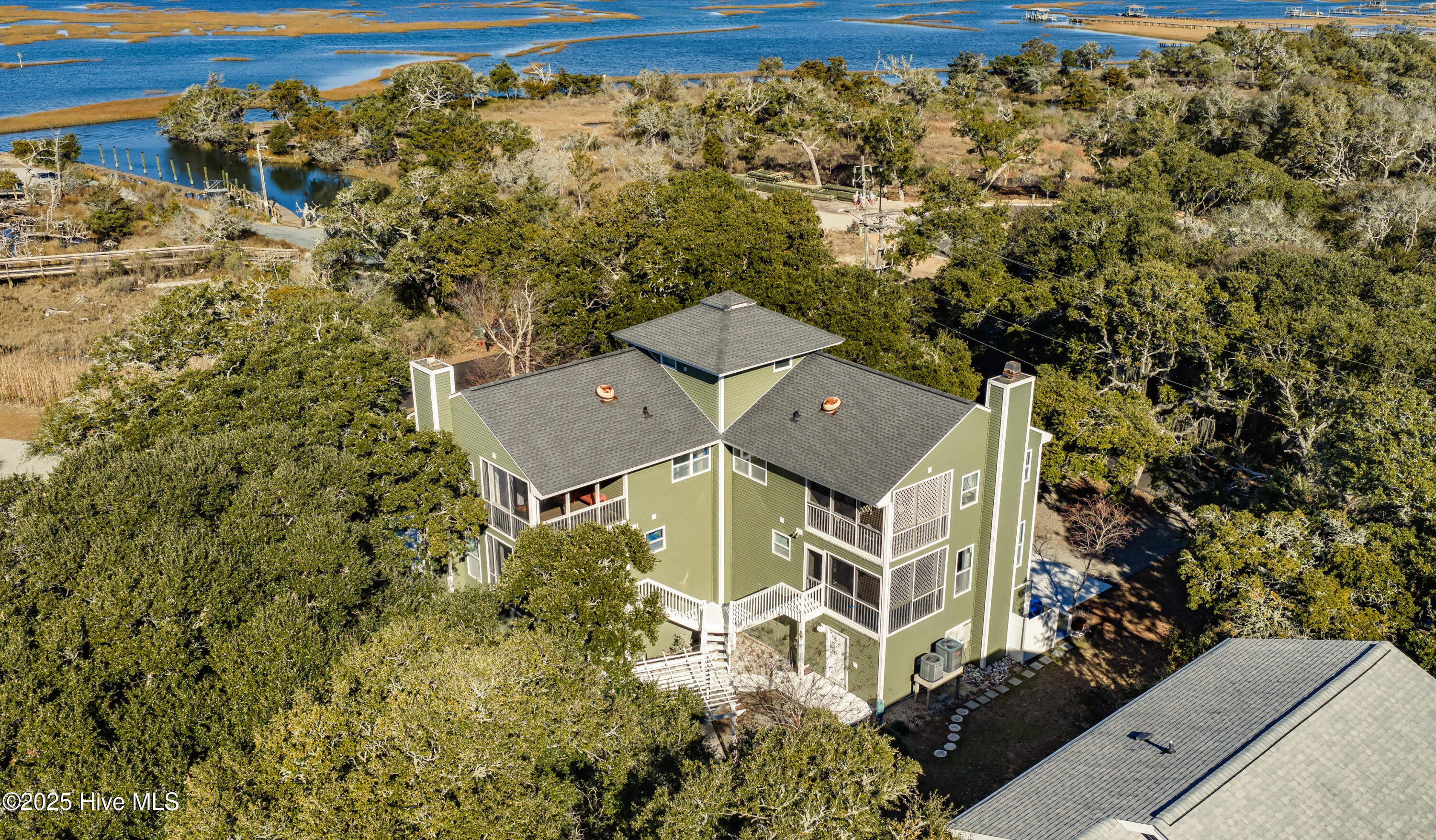 111 Cutlass Drive, Surf City, NC, 28445