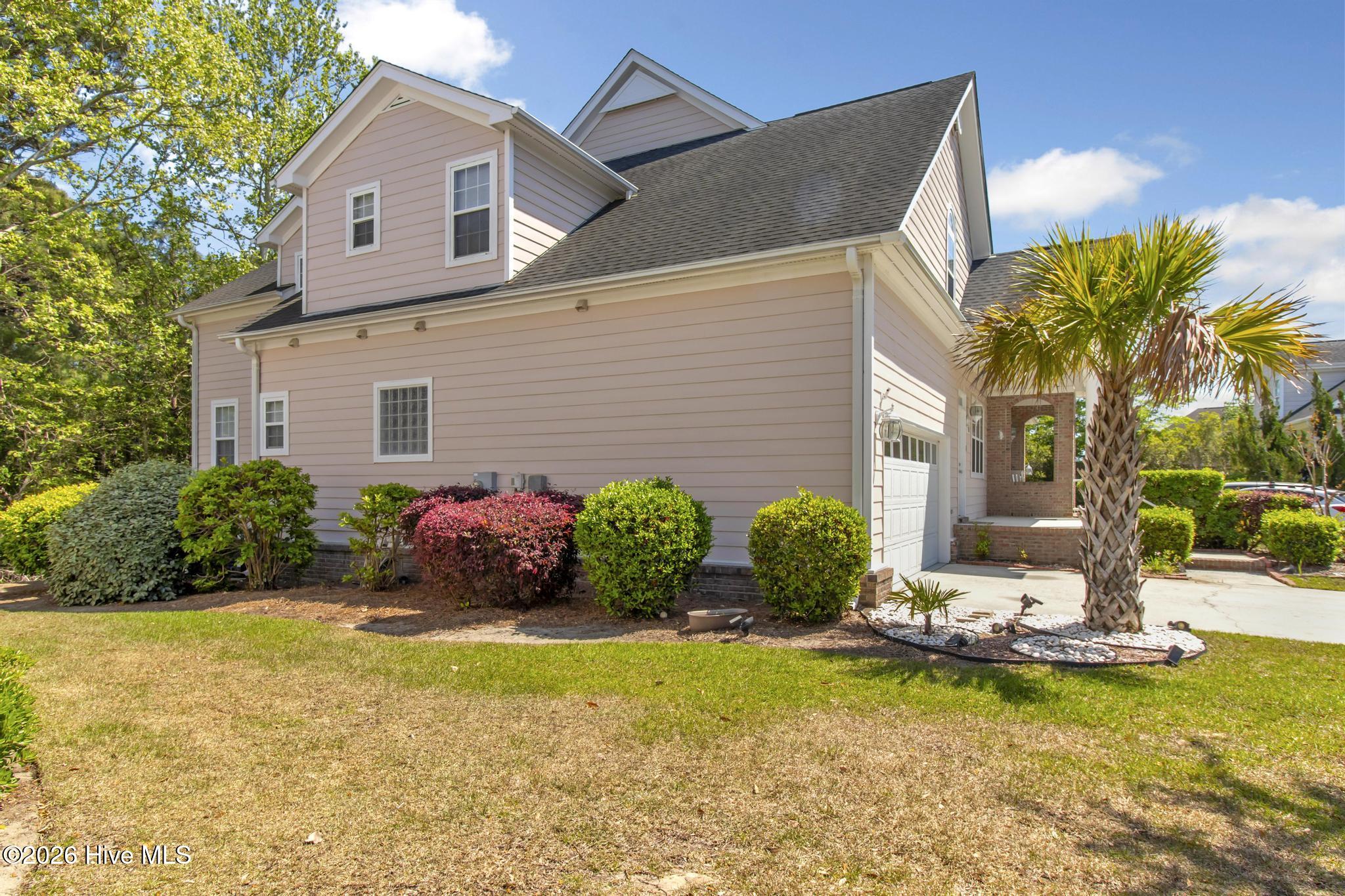 100569347 | Photo 40